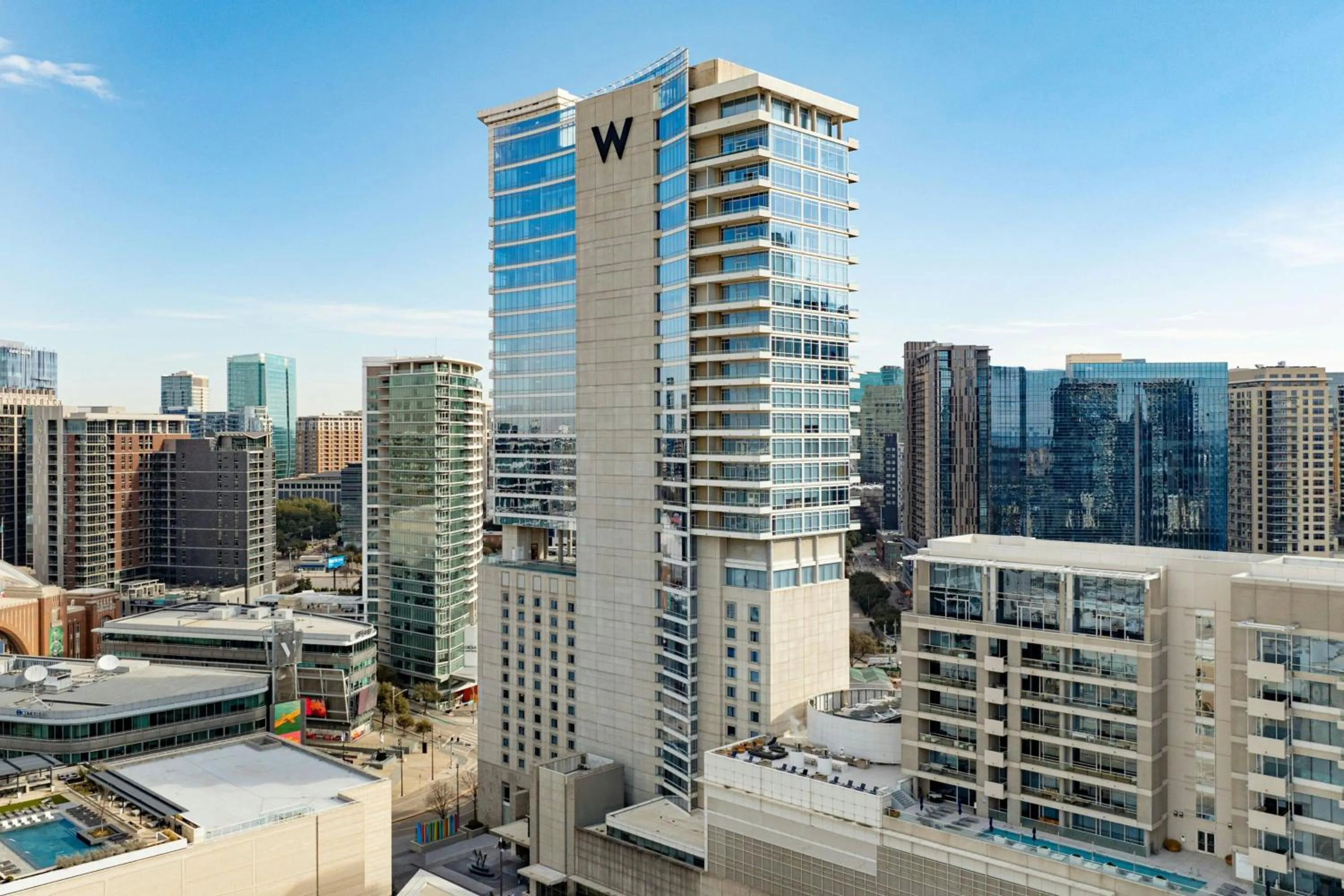 Property building in W Dallas