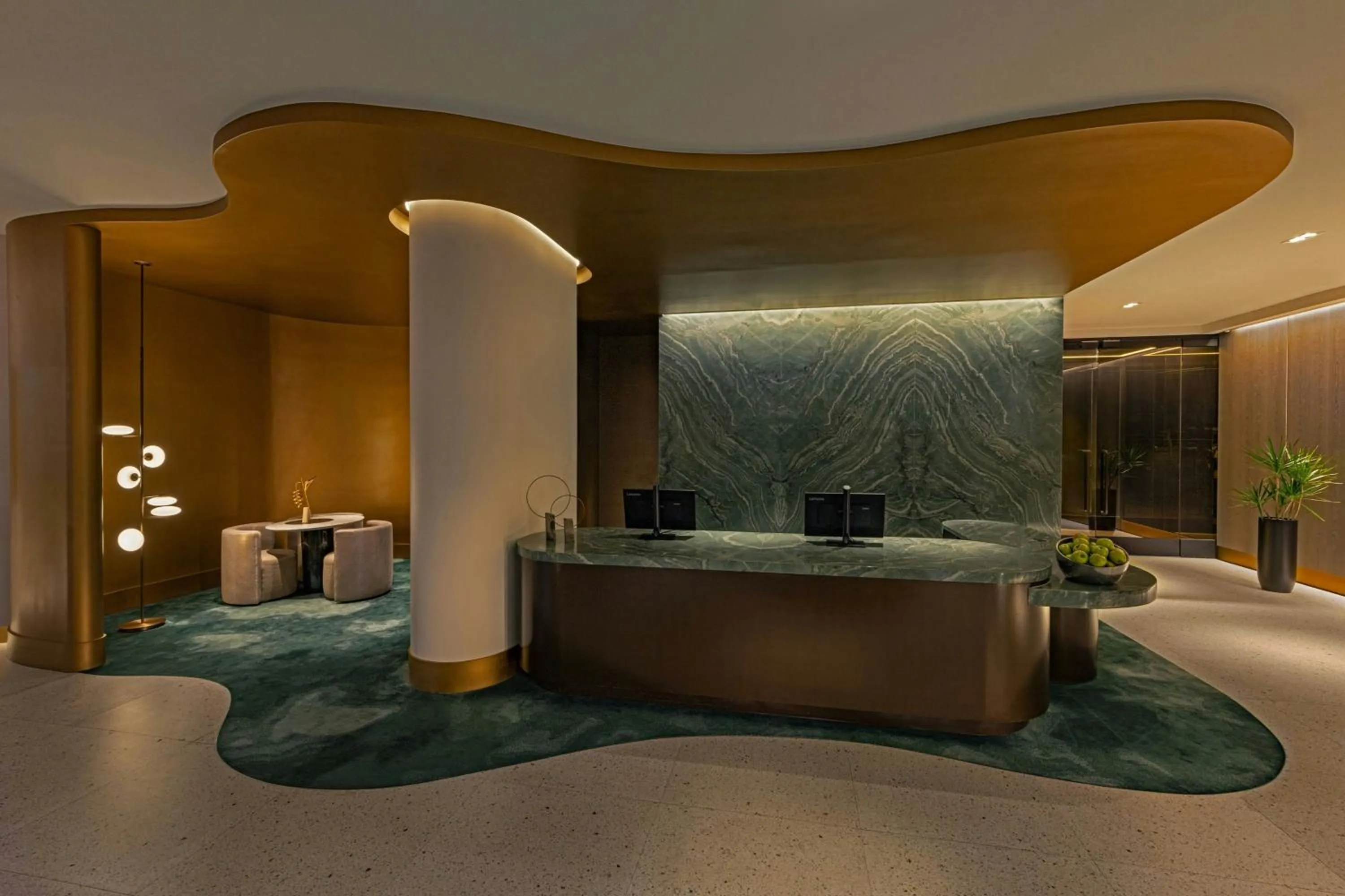 Lobby or reception in W Dallas