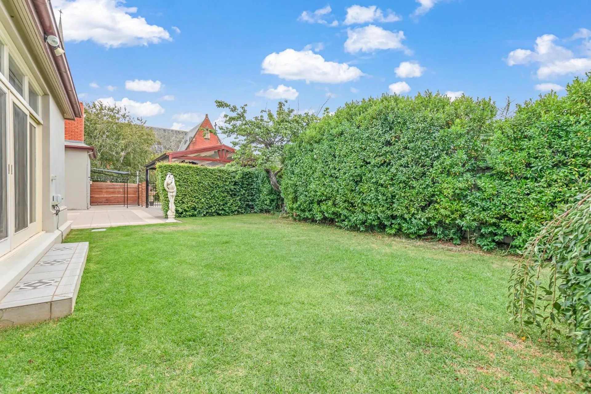 Garden in Clocktower Suites
