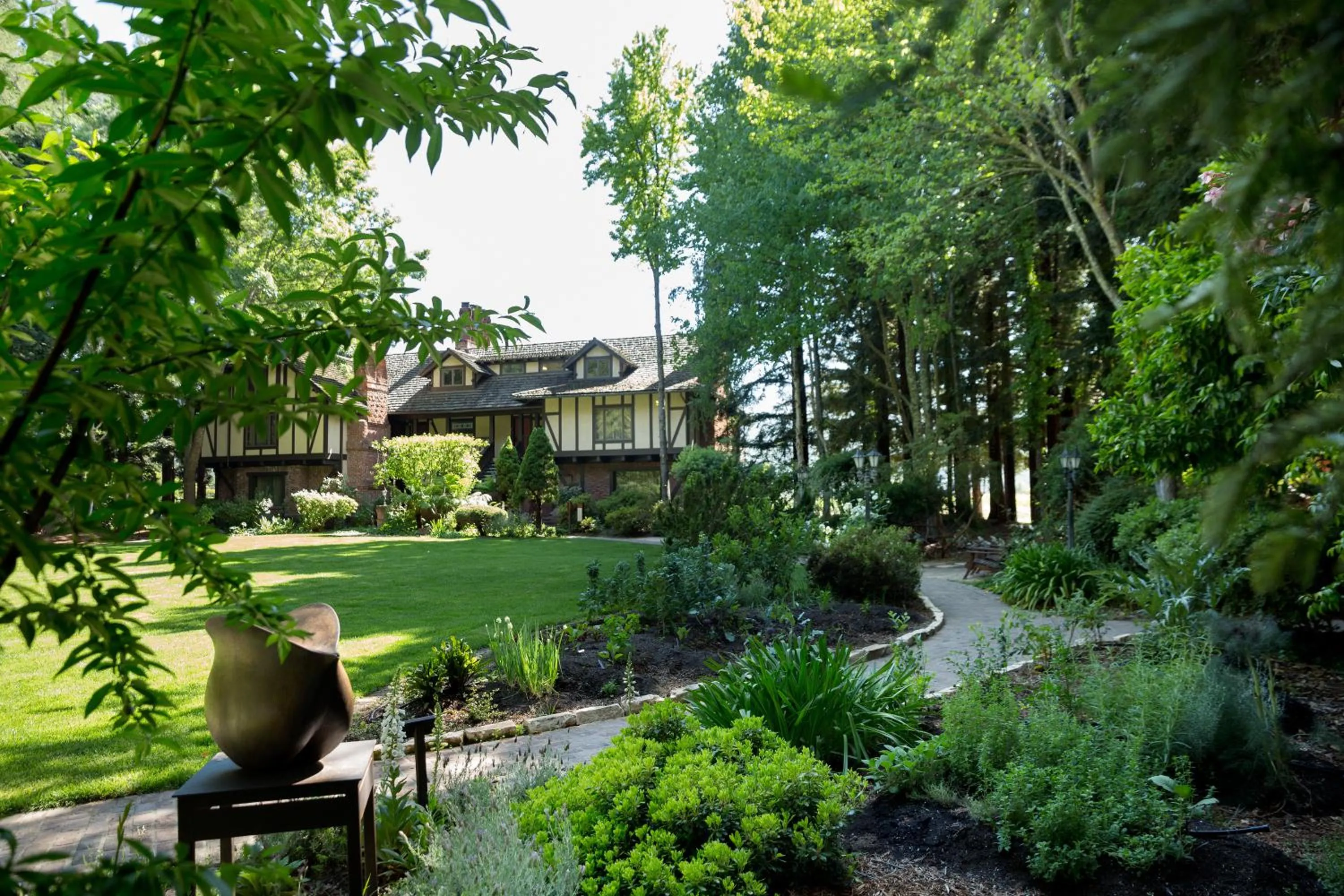 Garden in Harvest Inn