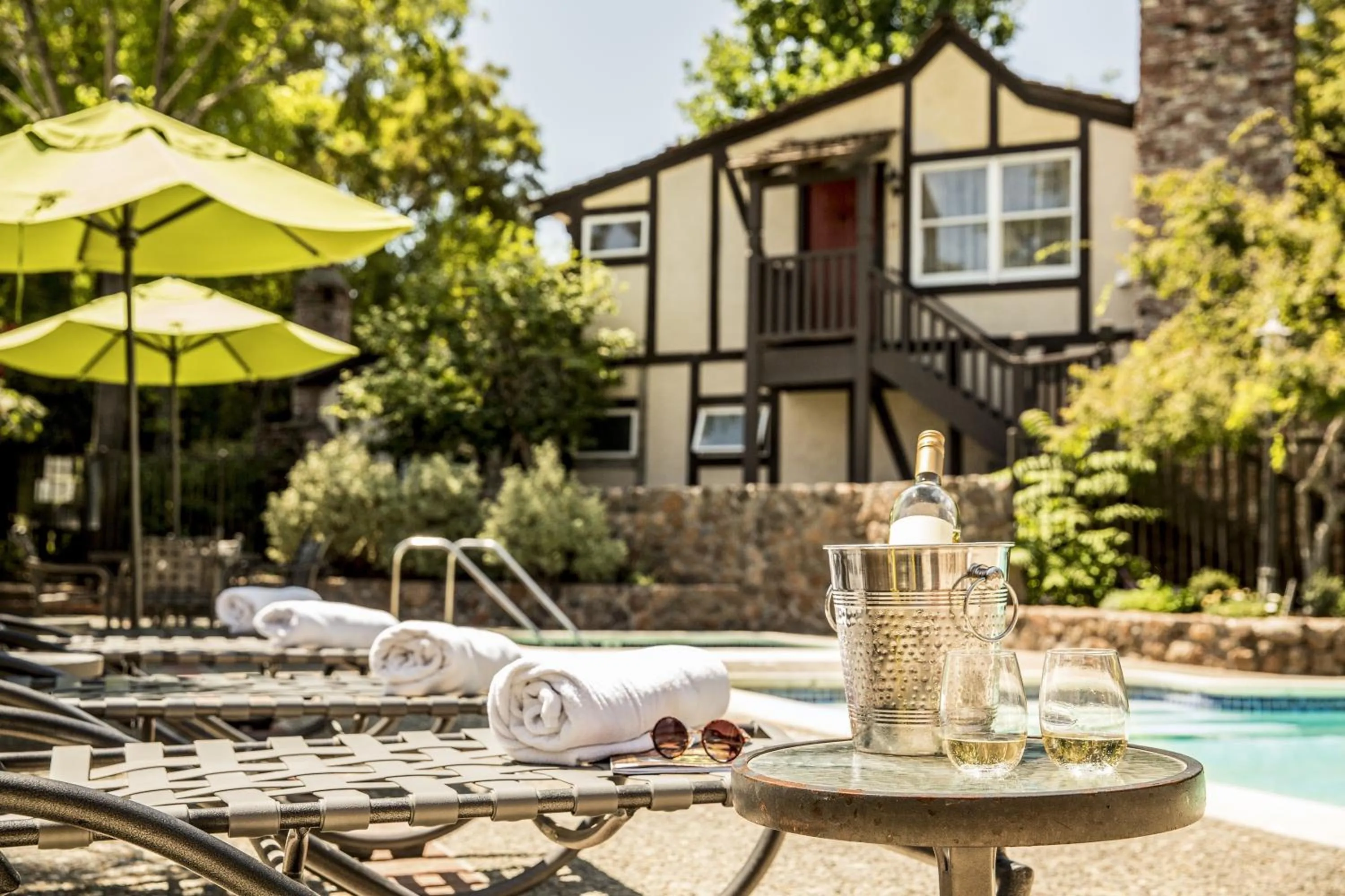 Facade/entrance in Harvest Inn