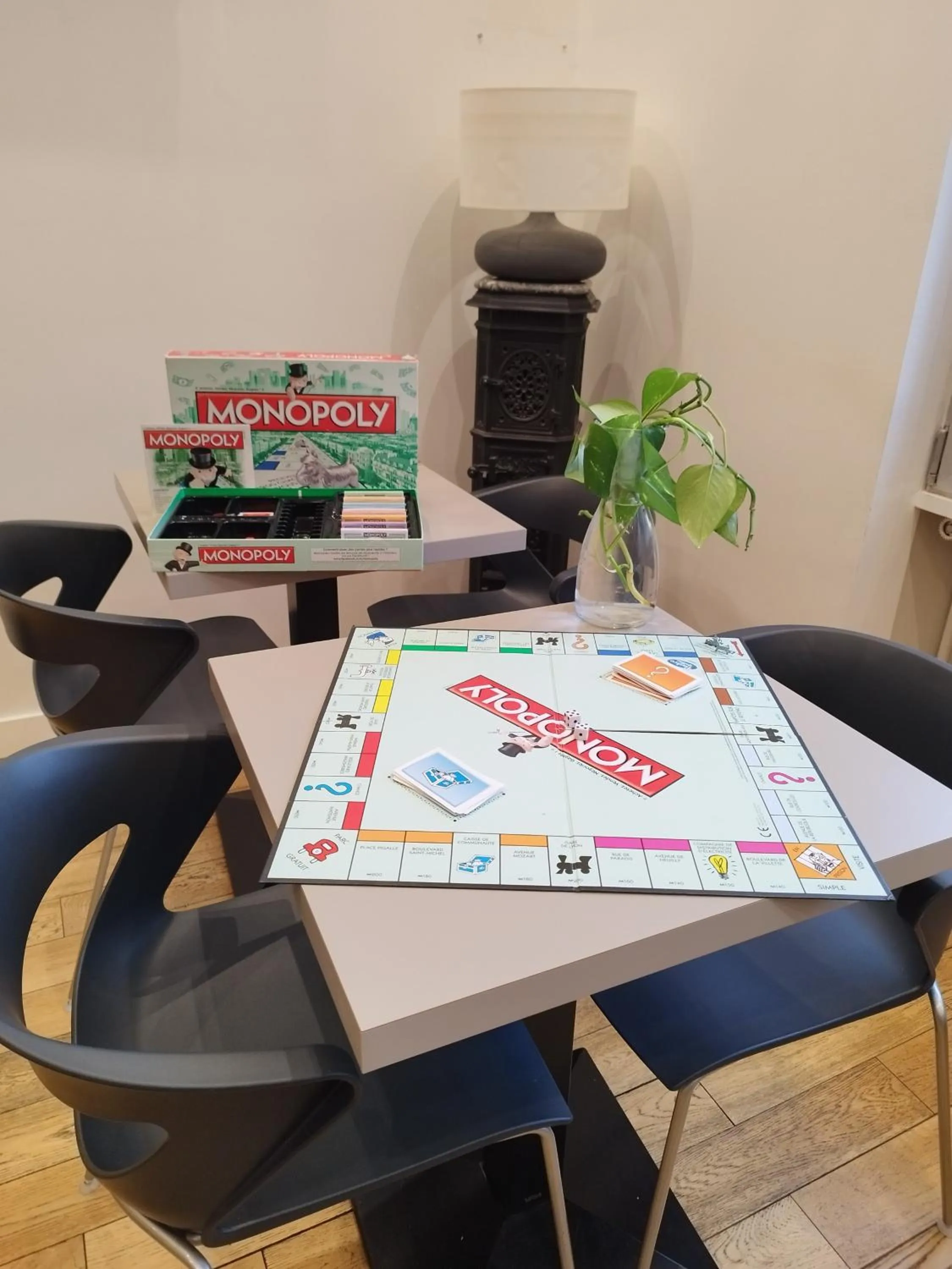 Game Room in Hôtel Le Mondon Metz