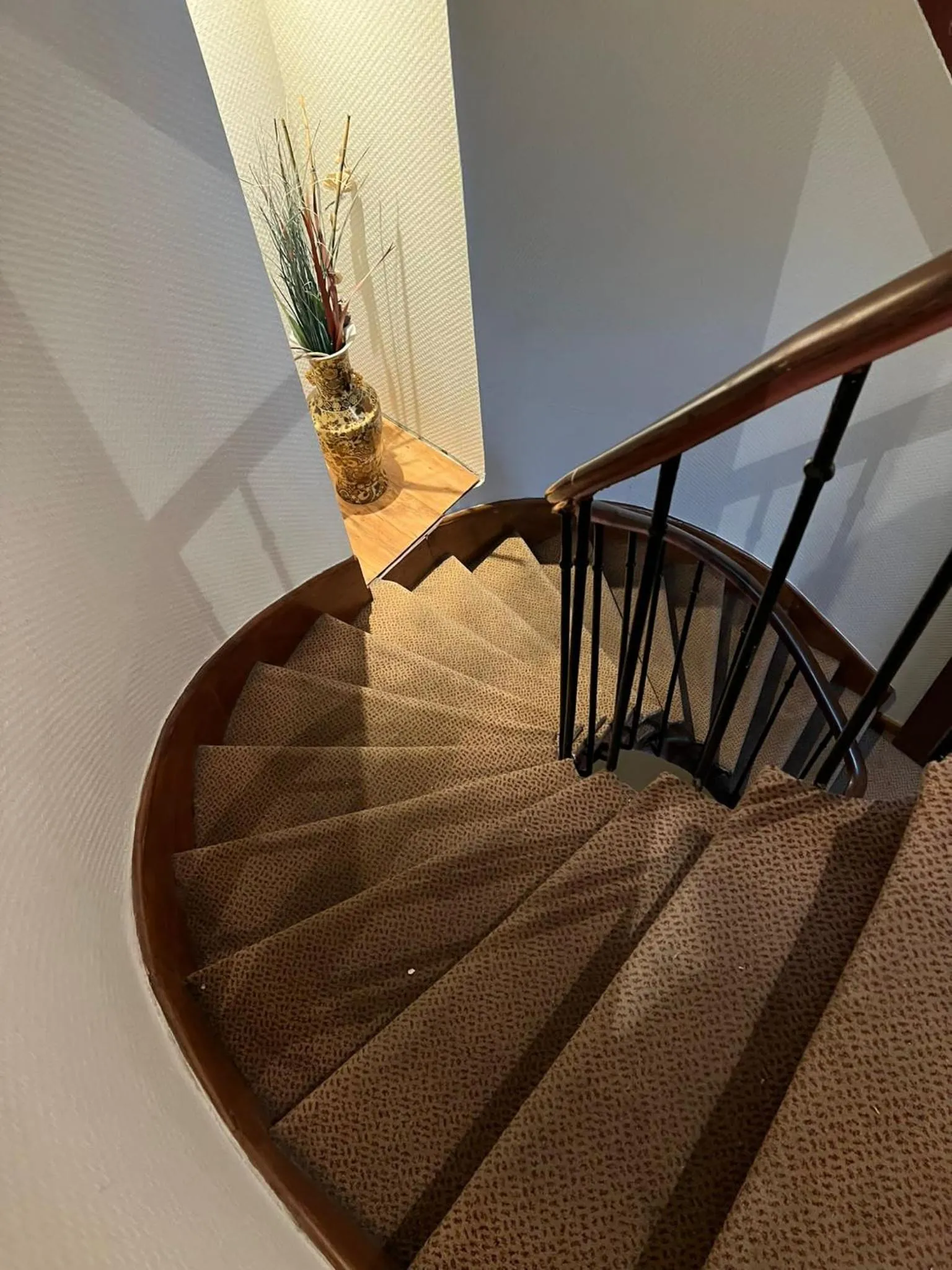 Property building in 121 Paris Hotel