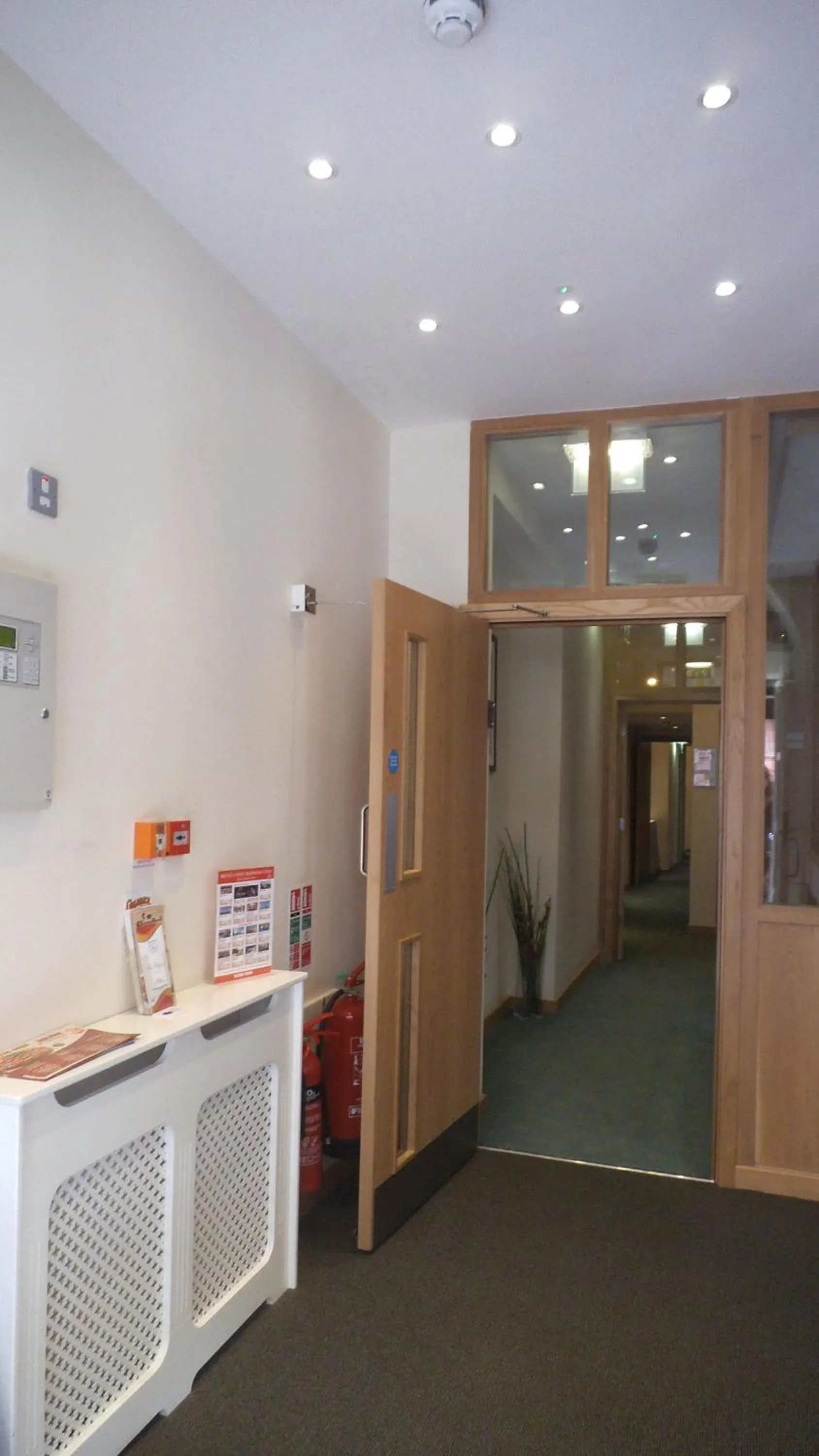 Lobby or reception in Regency Hotel Parkside