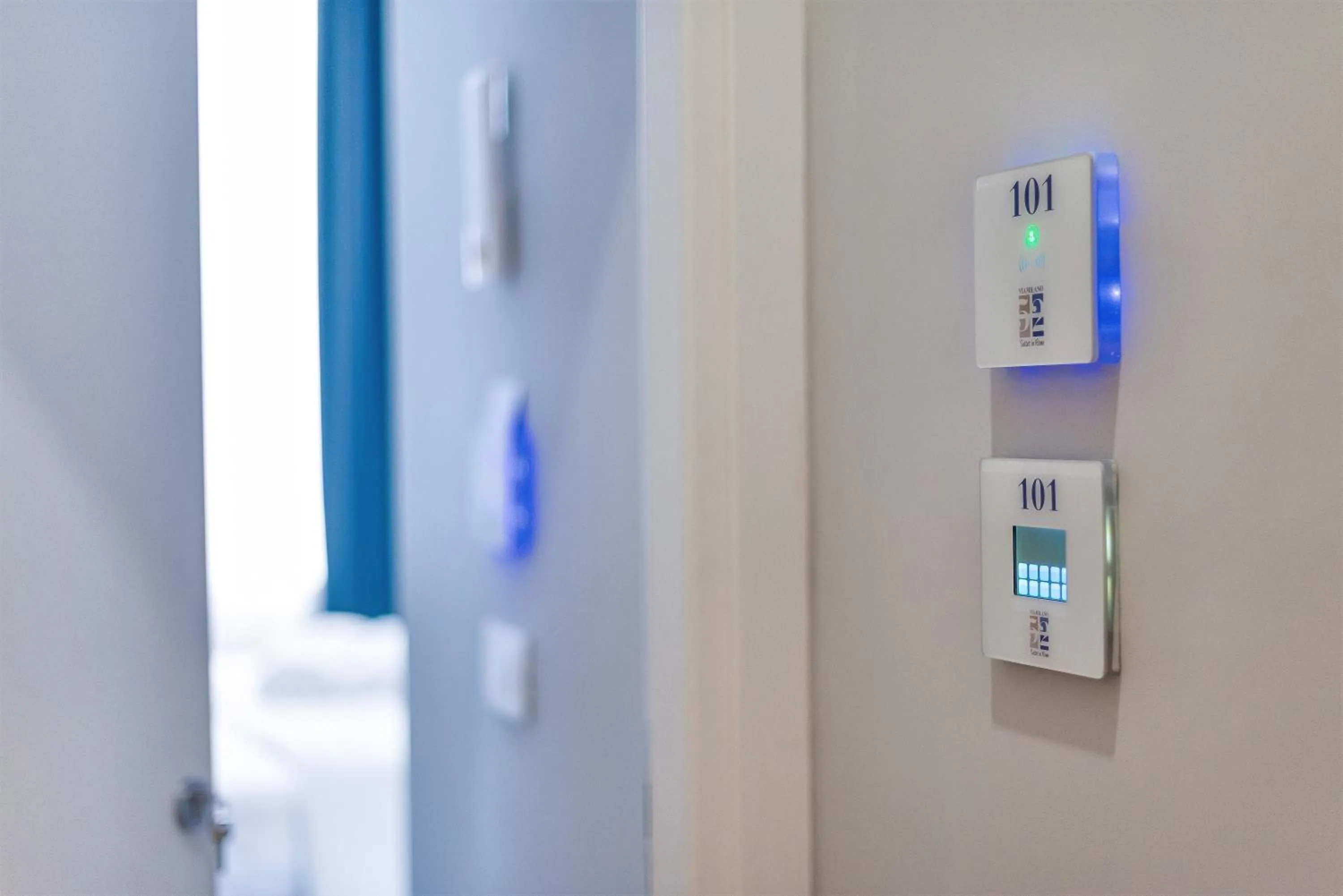 Decorative detail in B-STAY Via Milano 52