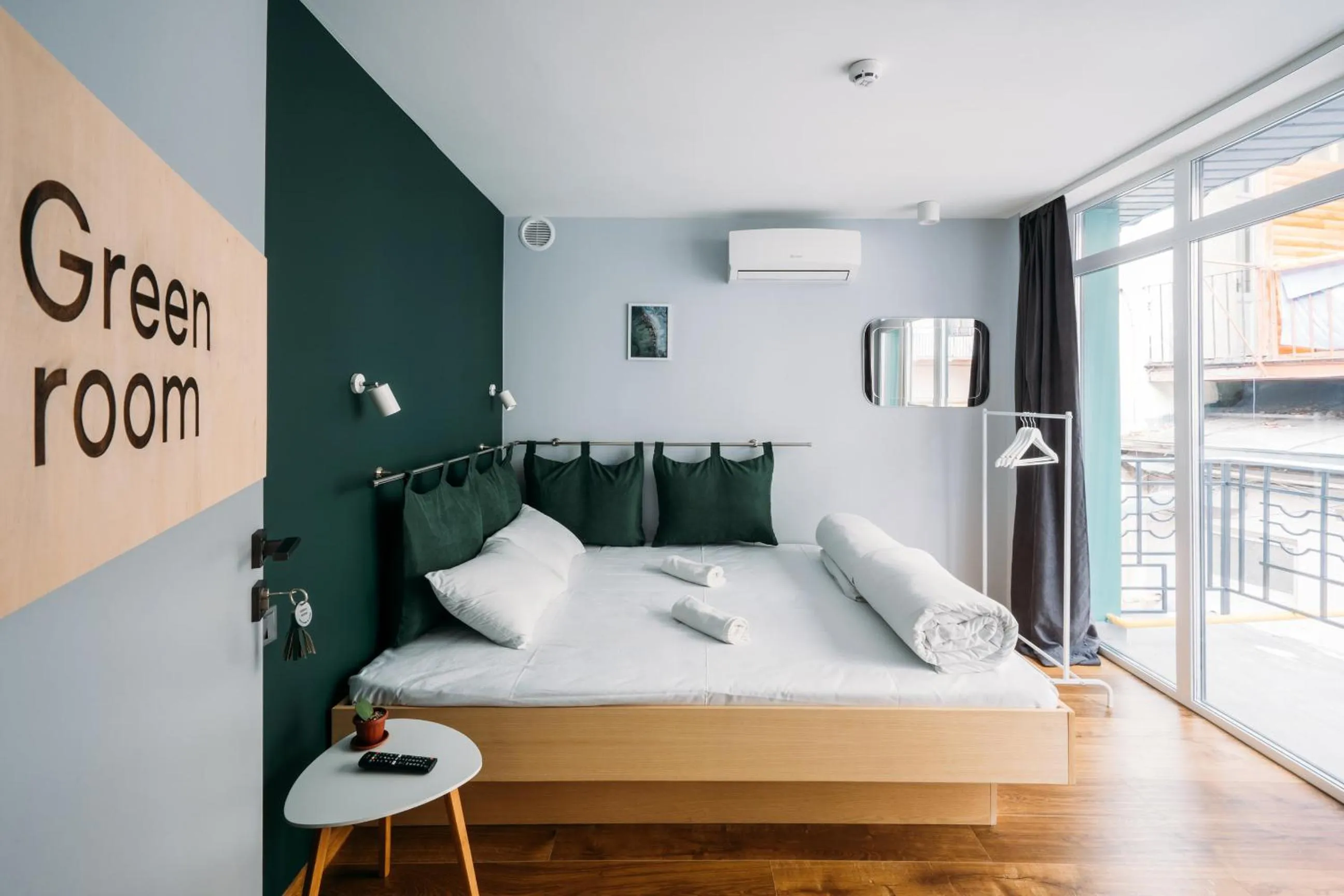 Bed in Yard Hostel & Coffee