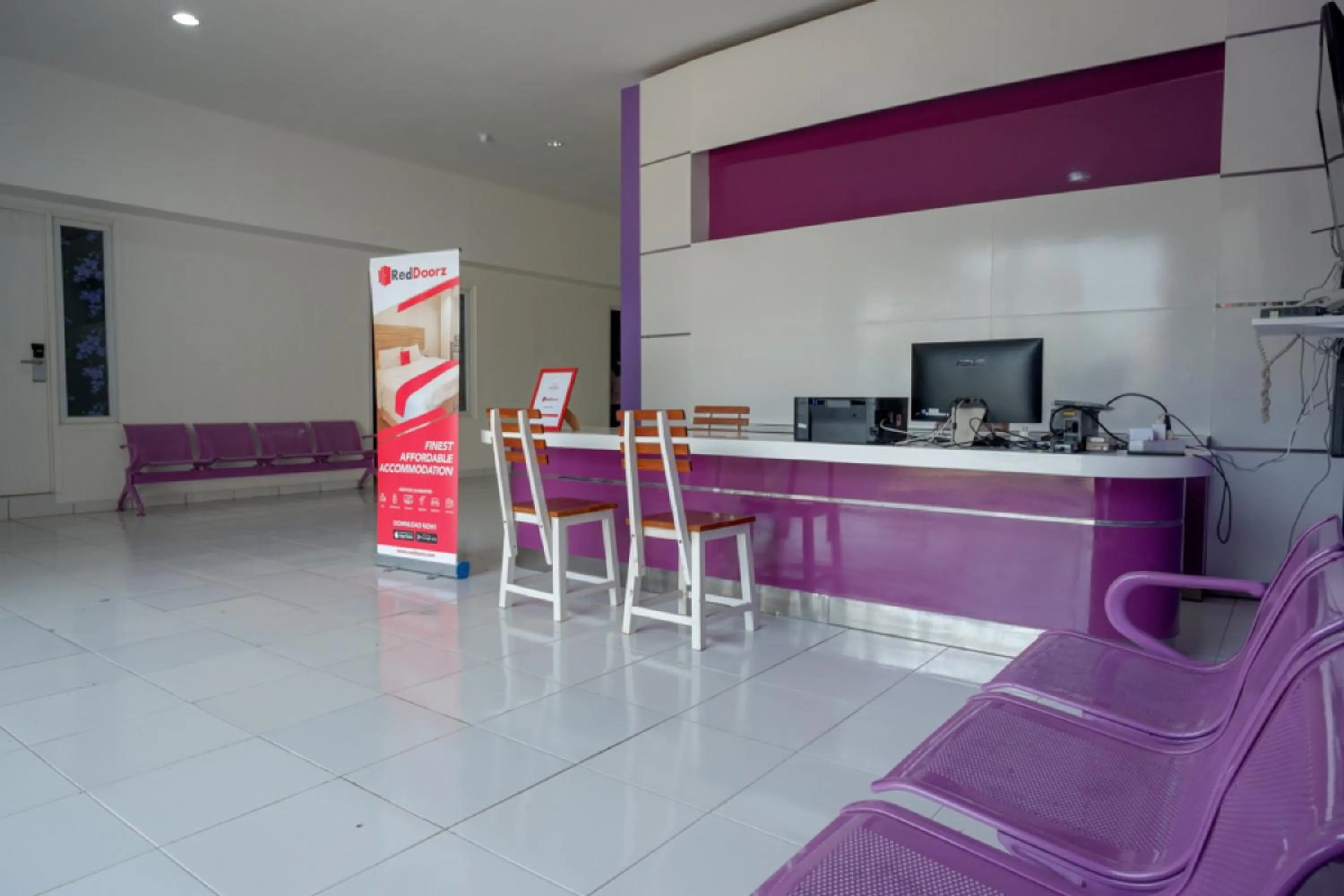 Lobby or reception in RedDoorz near Alun Alun Kaliwungu Kendal