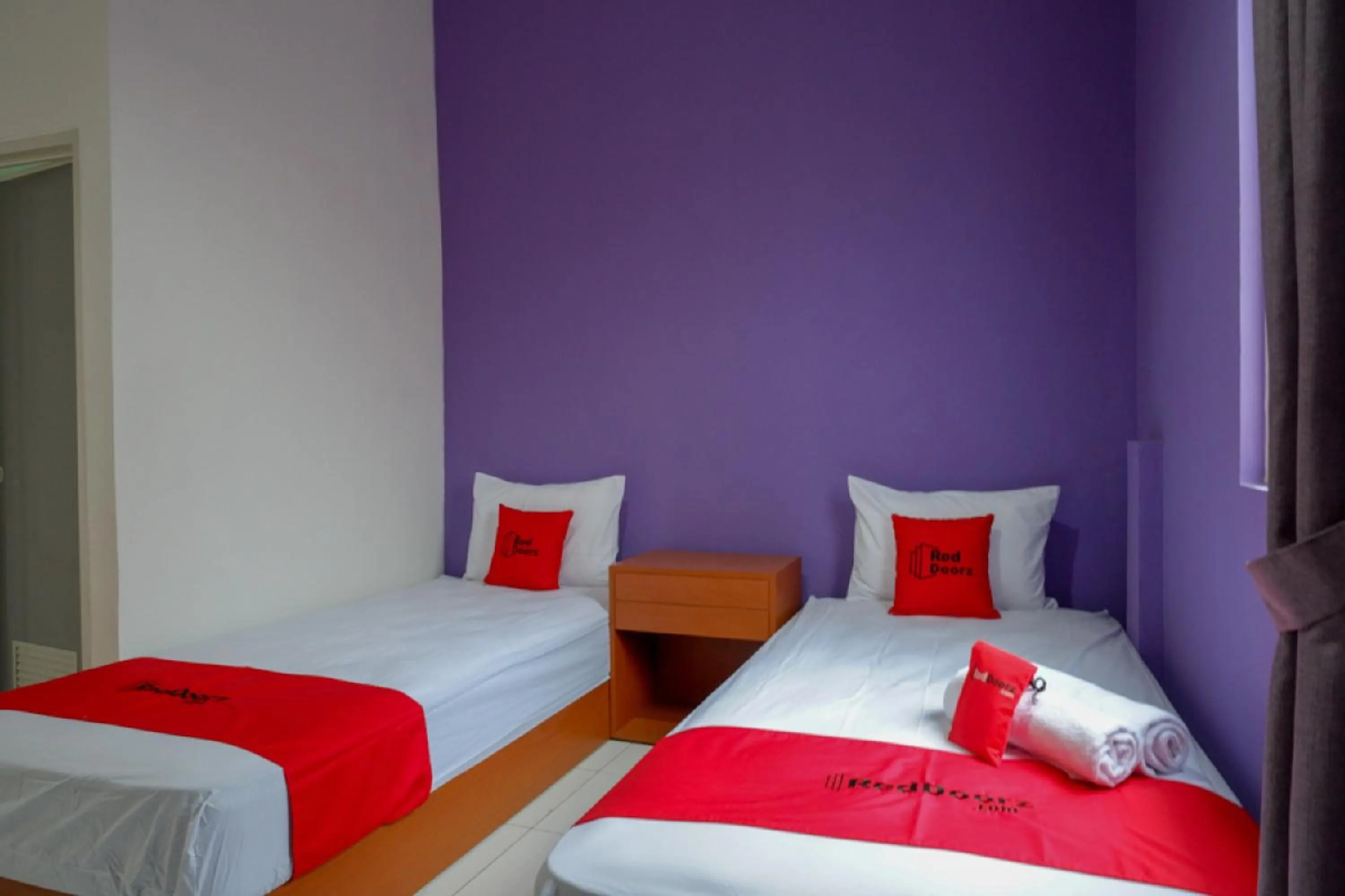 Bedroom, Bed in RedDoorz near Alun Alun Kaliwungu Kendal