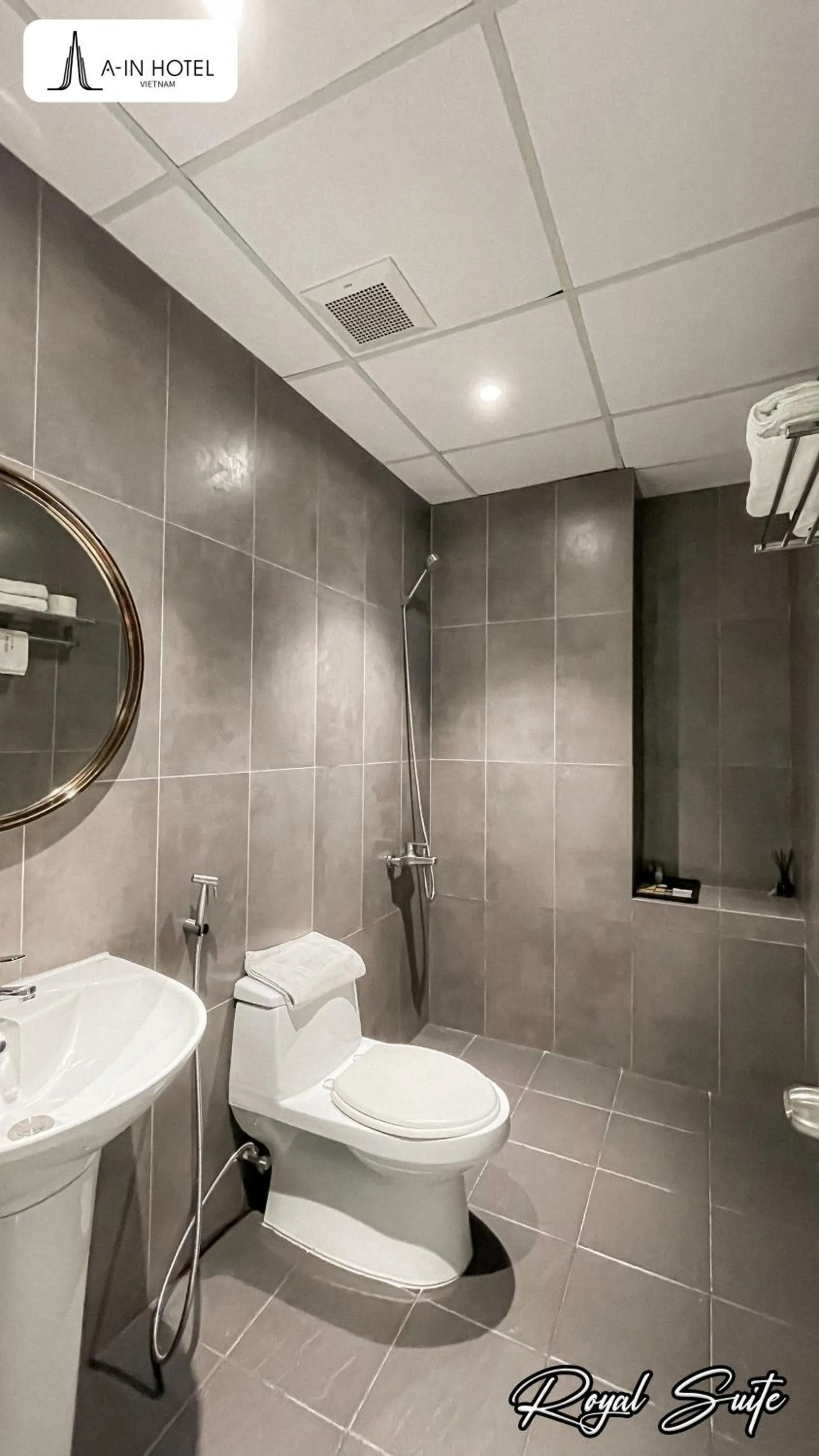 Toilet in A In Hotel Del Luna