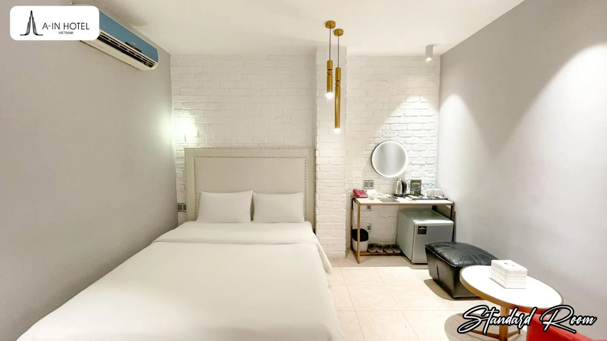 Bed in A In Hotel Del Luna