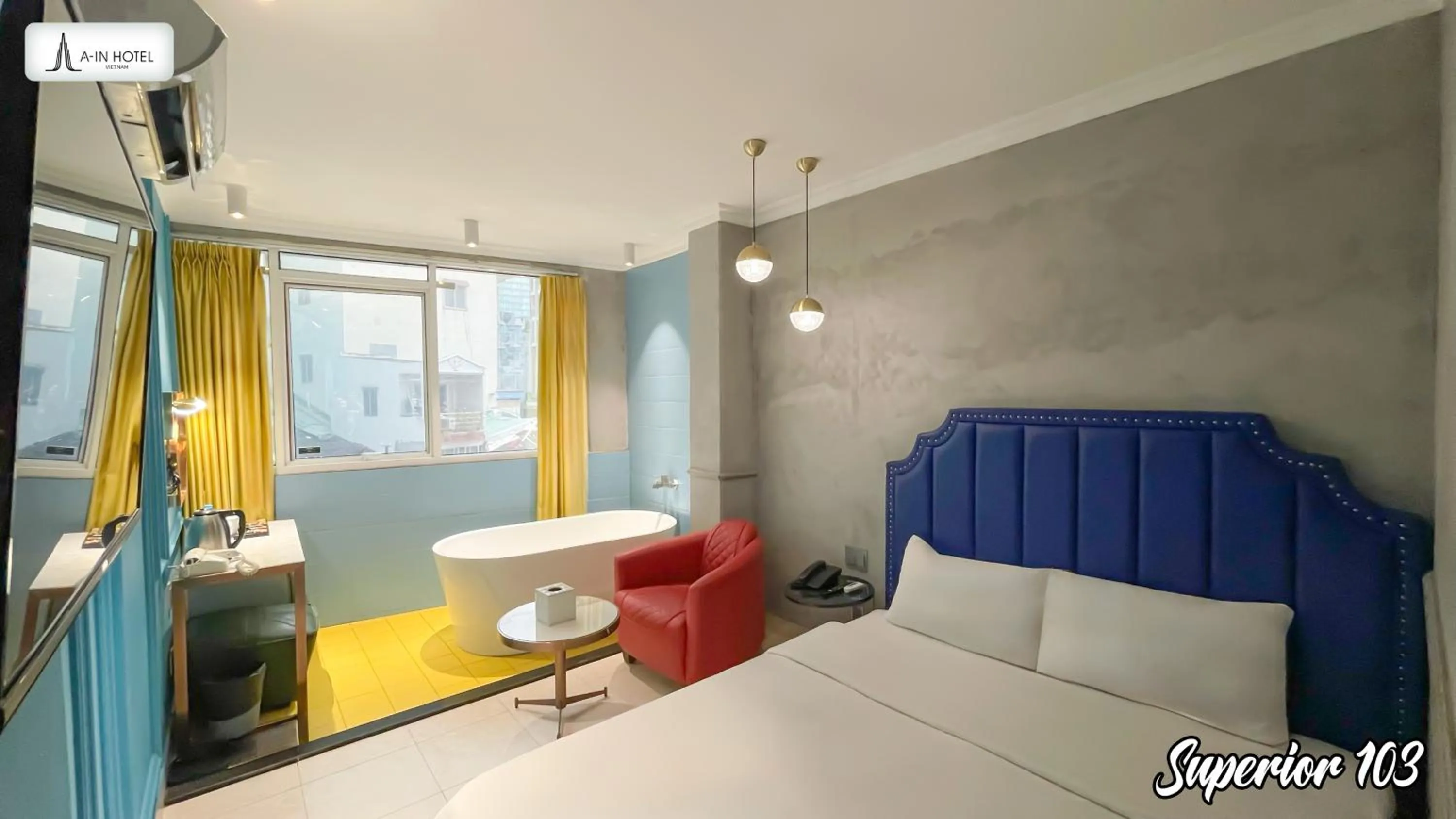 Bedroom, Bed in A In Hotel Del Luna