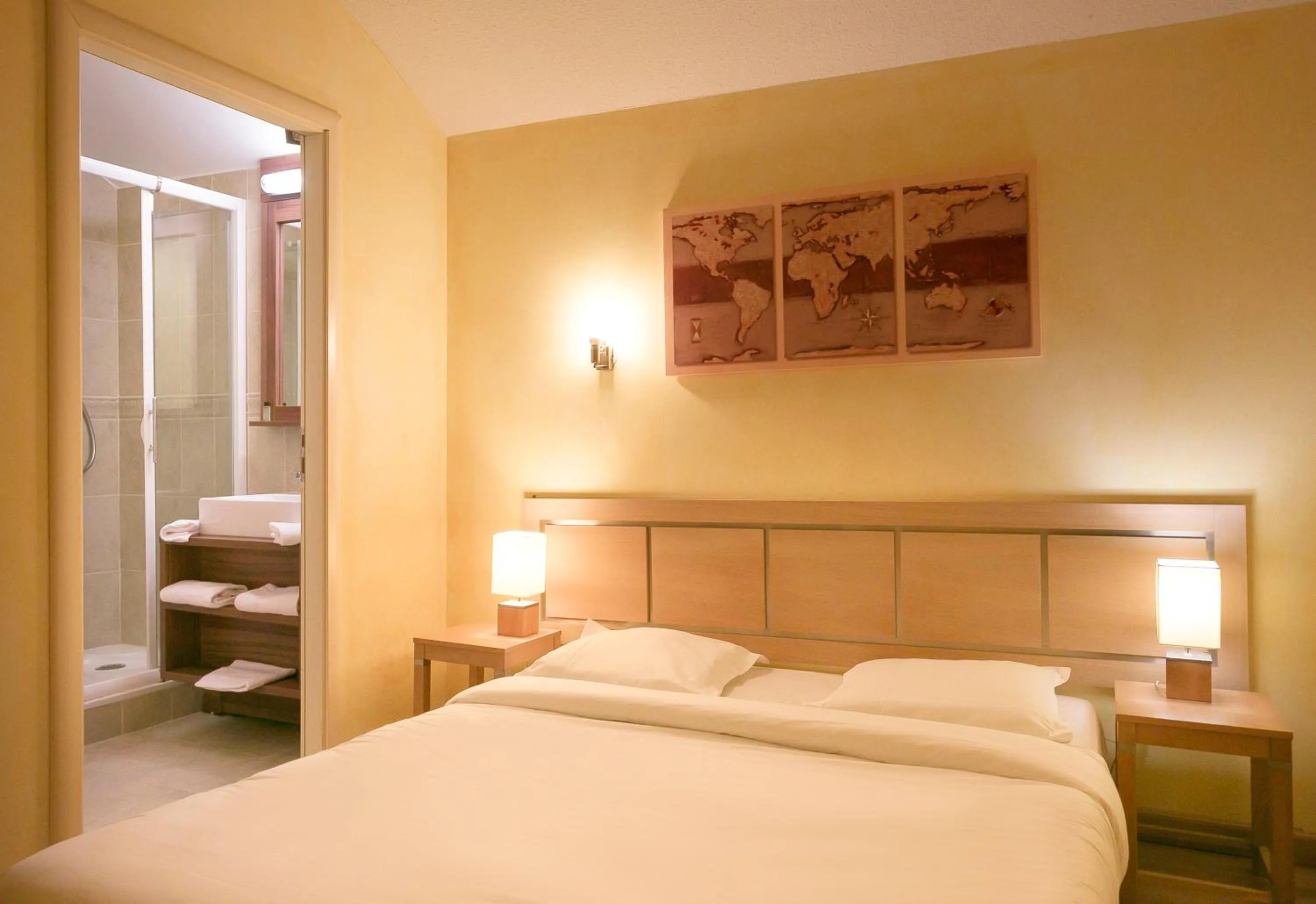 Bed in Résidence MMV Les terrasses d'Isola