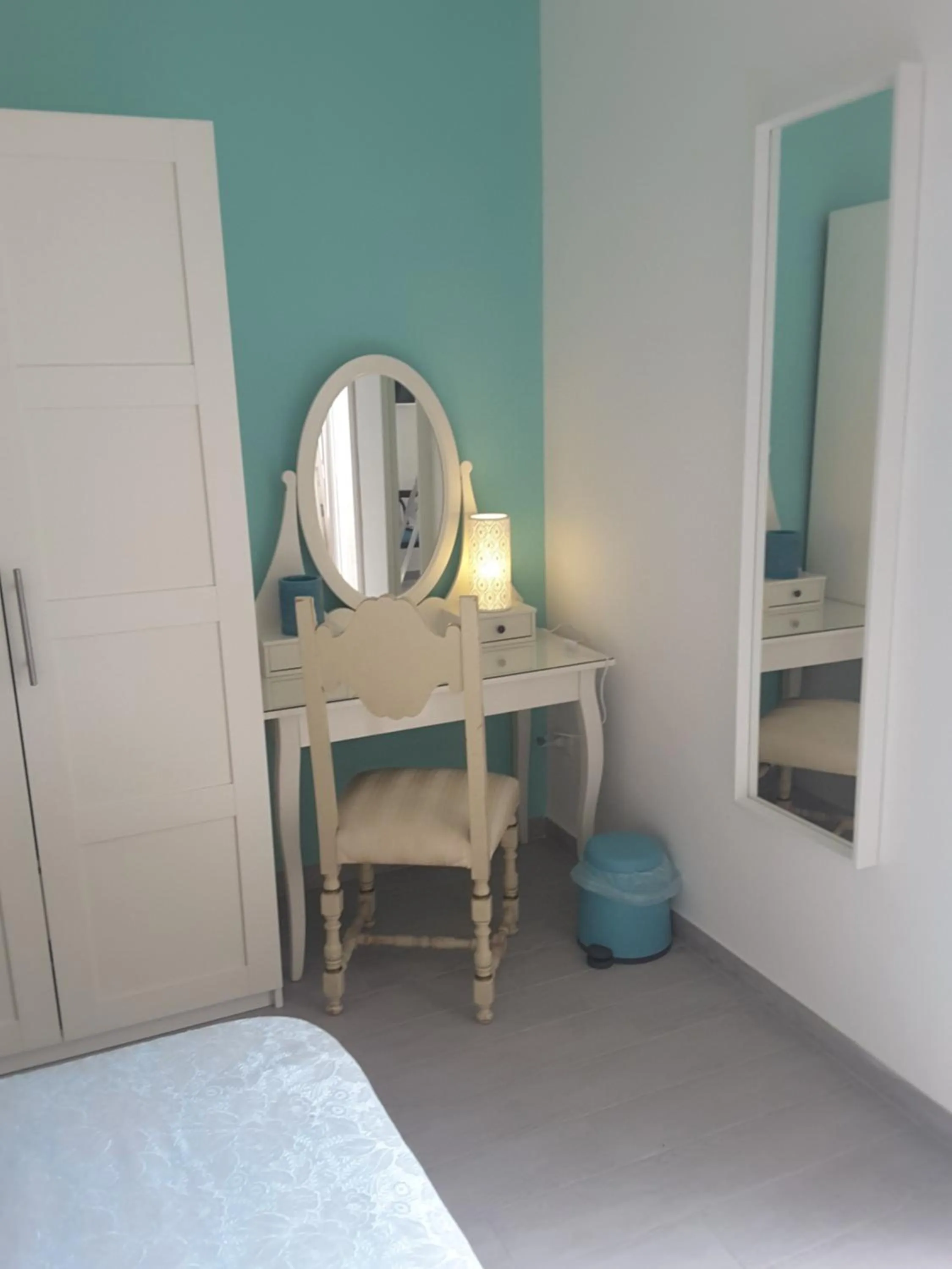 Bedroom, Bed in Trame - Poesia Di Mare