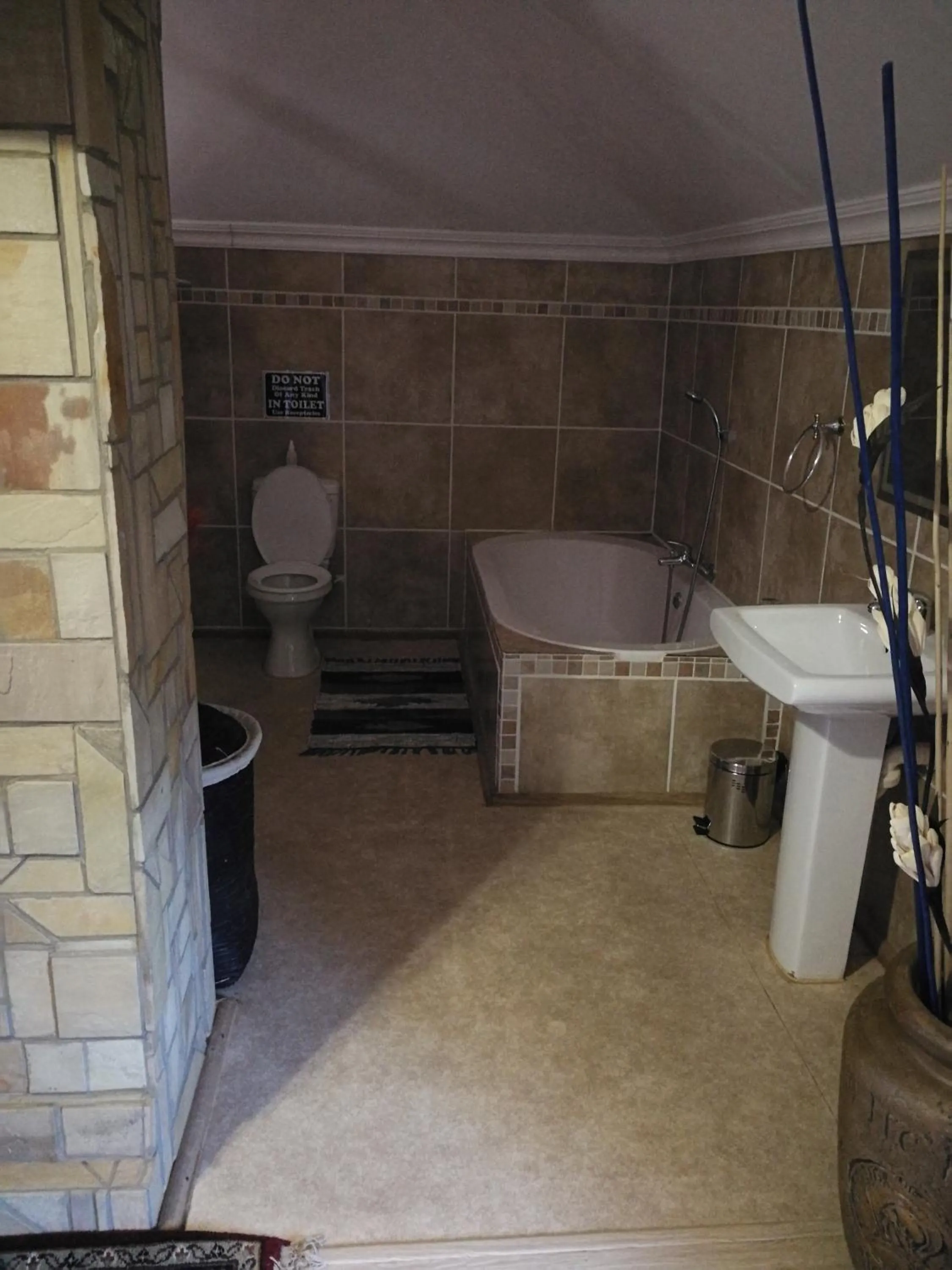 Bathroom in Bougain Villa Guesthouse