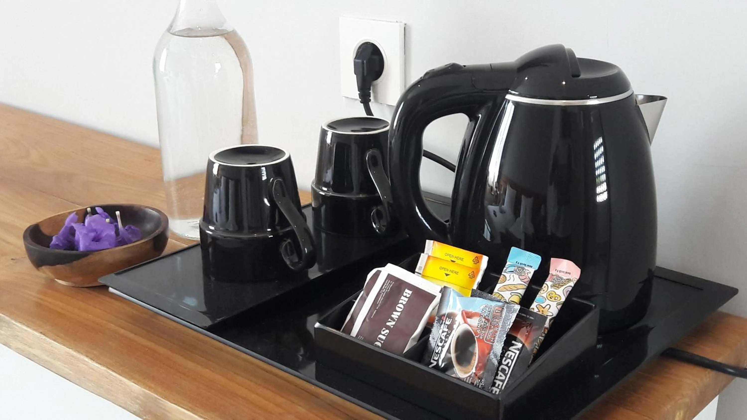 Coffee/tea facilities in Mantra Gili