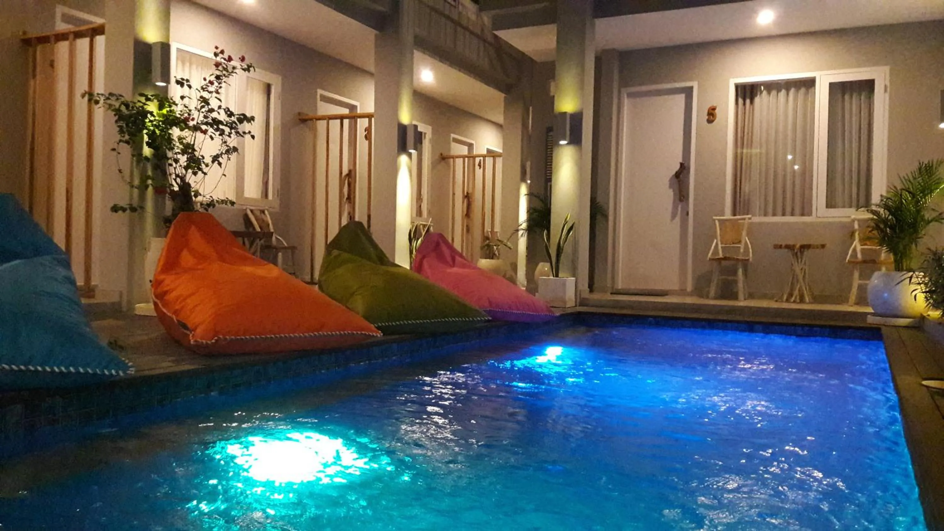 Swimming pool in Mantra Gili