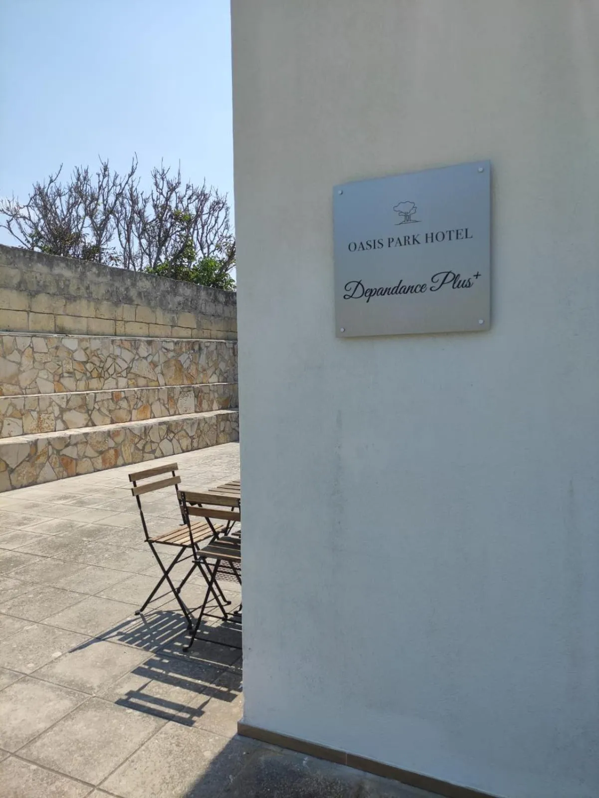 Garden in Oasis Park Hotel