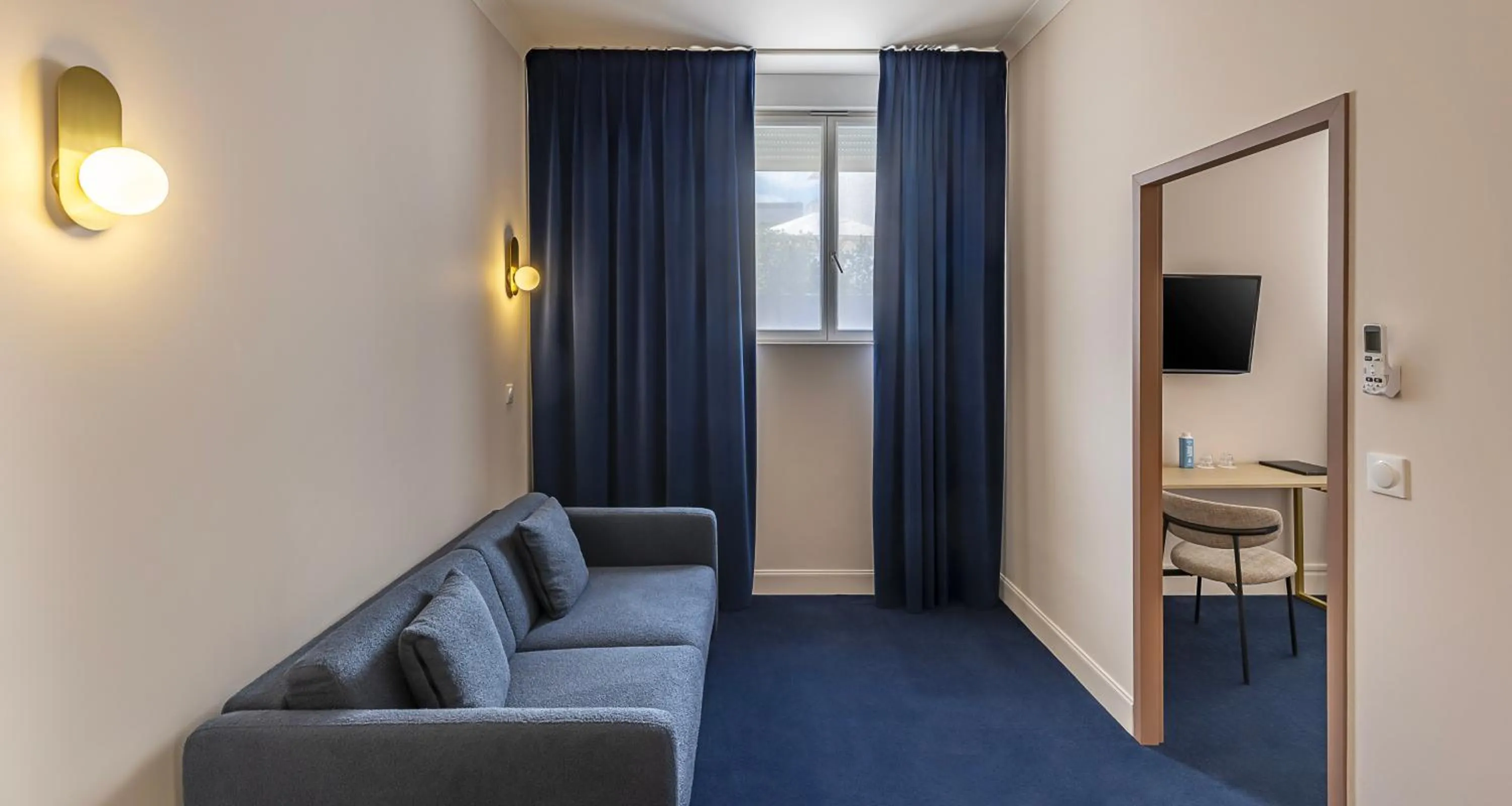 Living room in Best Western Poitiers Centre Le Grand Hôtel