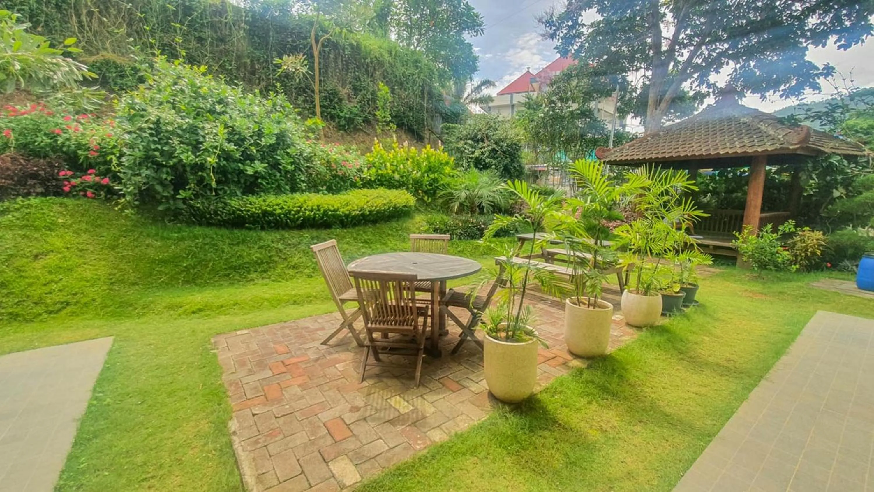 Panorama Inn Residence Batu Redpartner