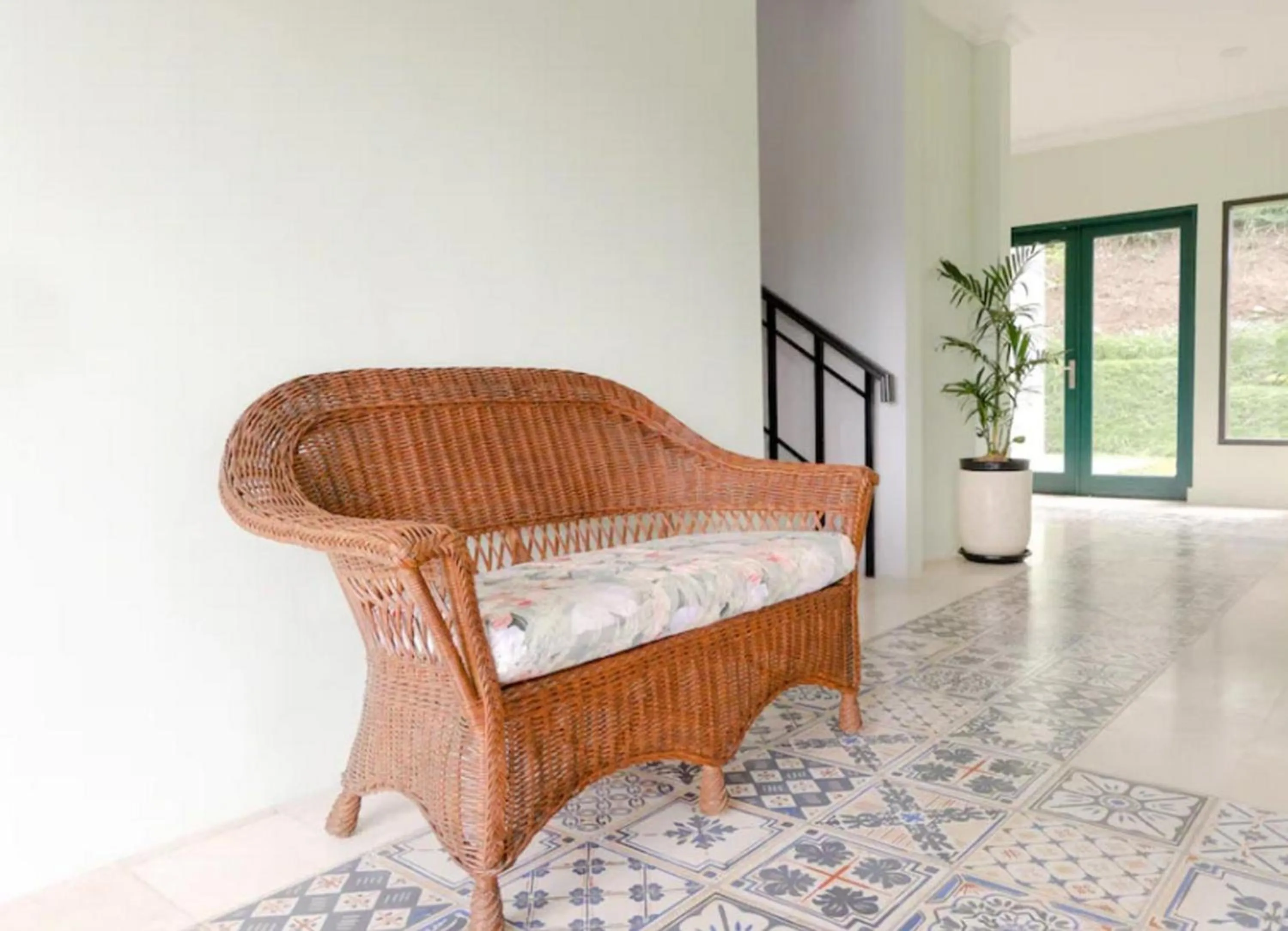 Panorama Inn Residence Batu Redpartner