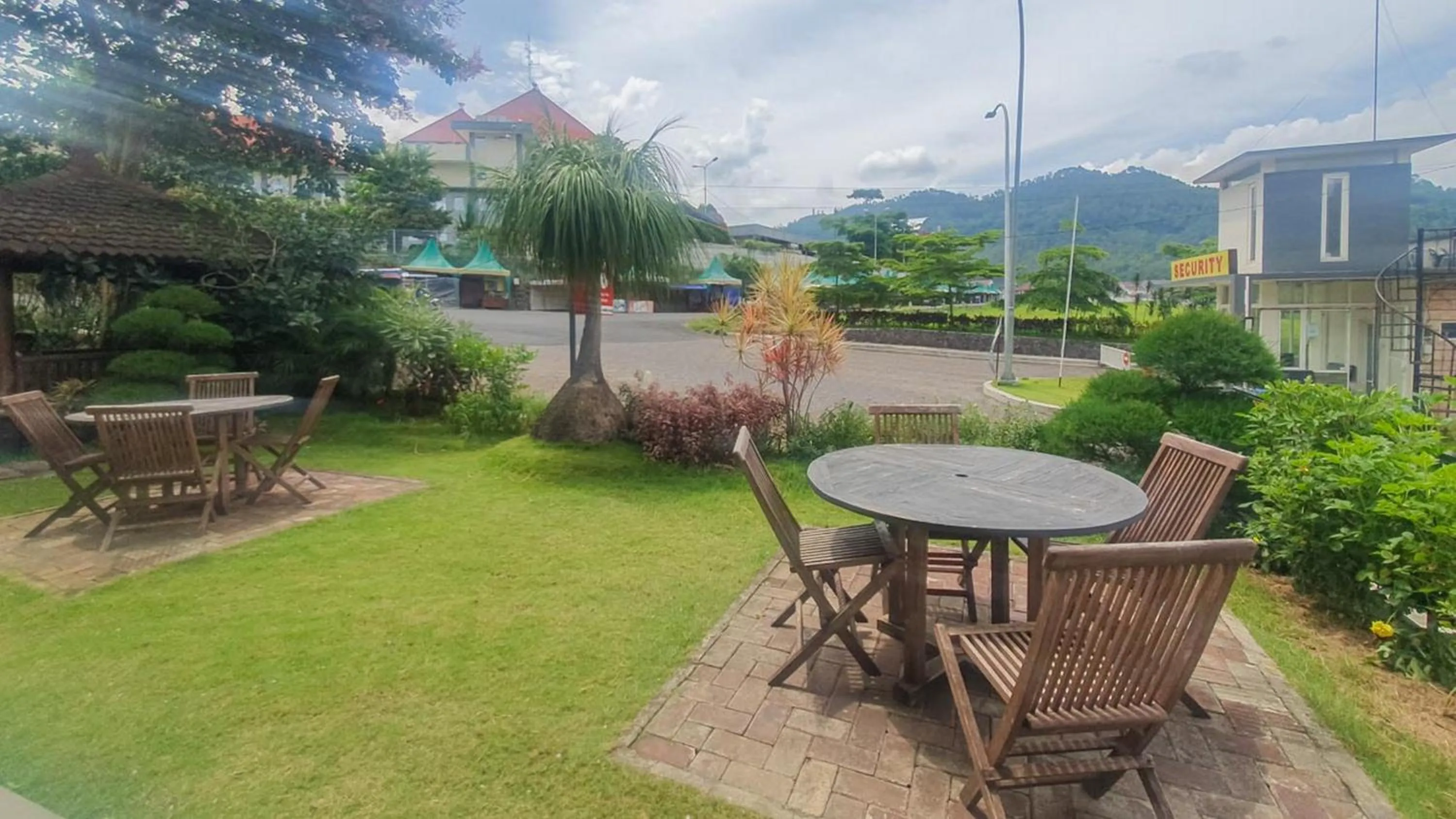 Panorama Inn Residence Batu Redpartner