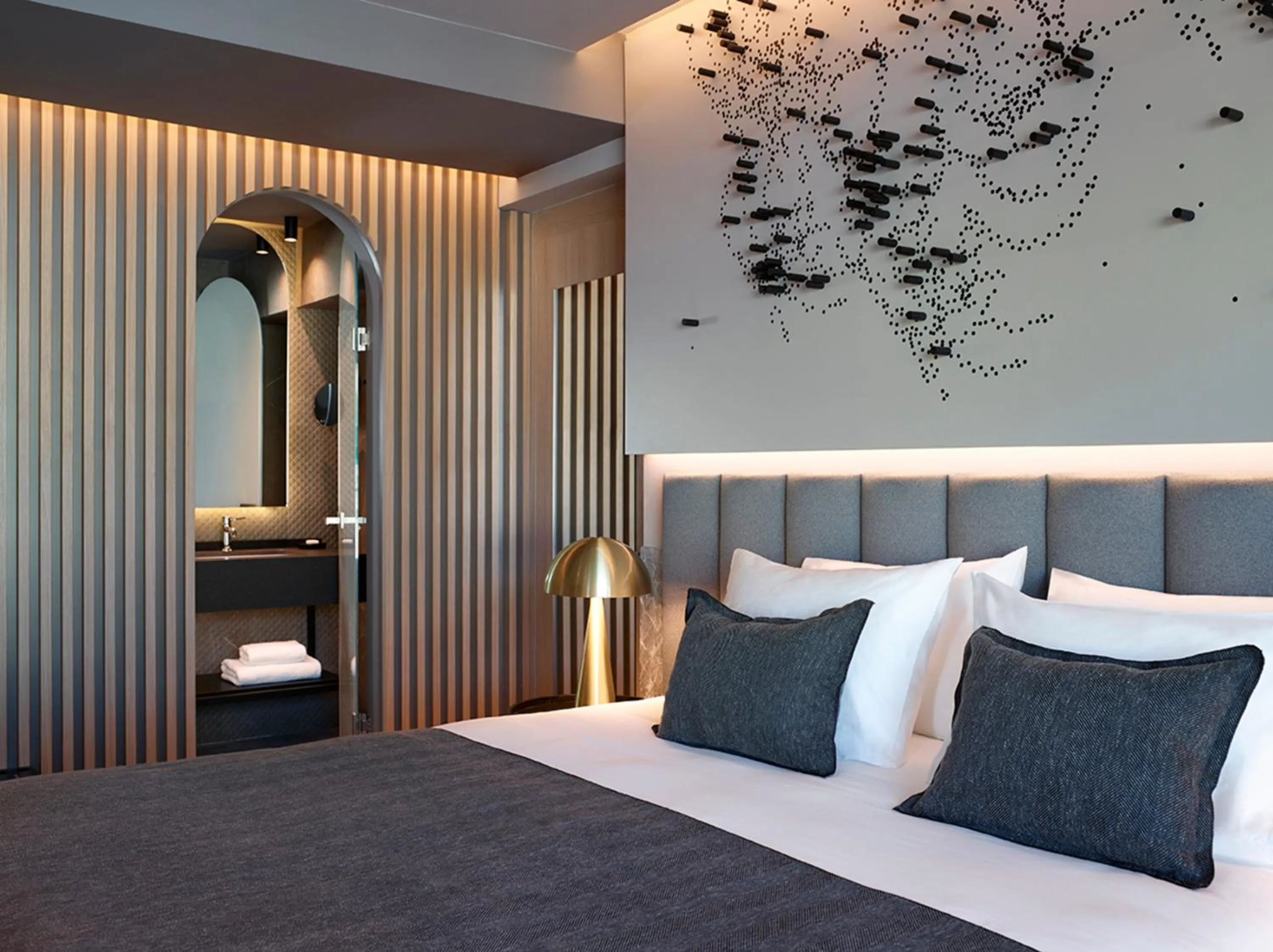 Bed in Heritage Hill Hotel