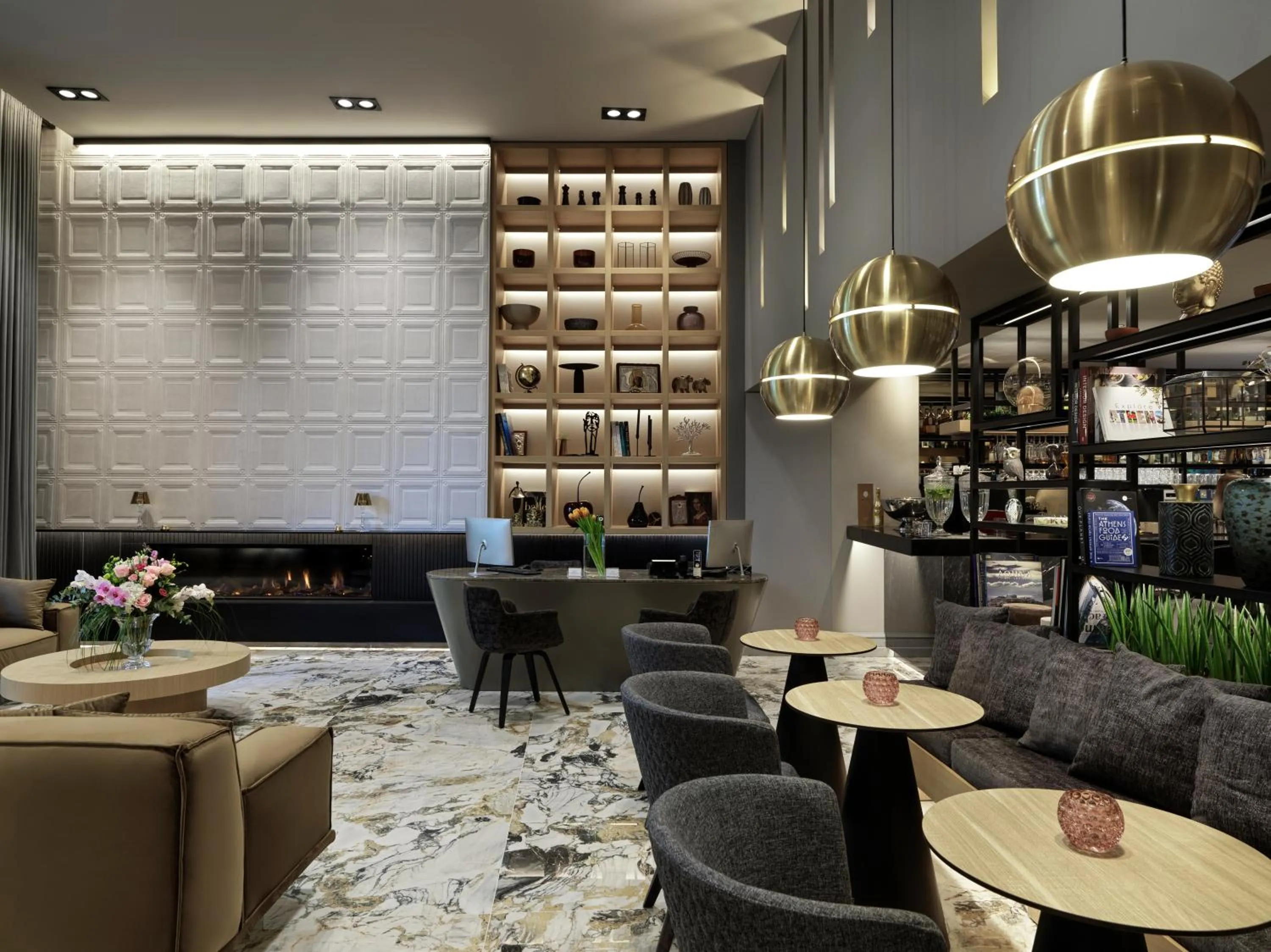 Restaurant/places to eat in Heritage Hill Hotel