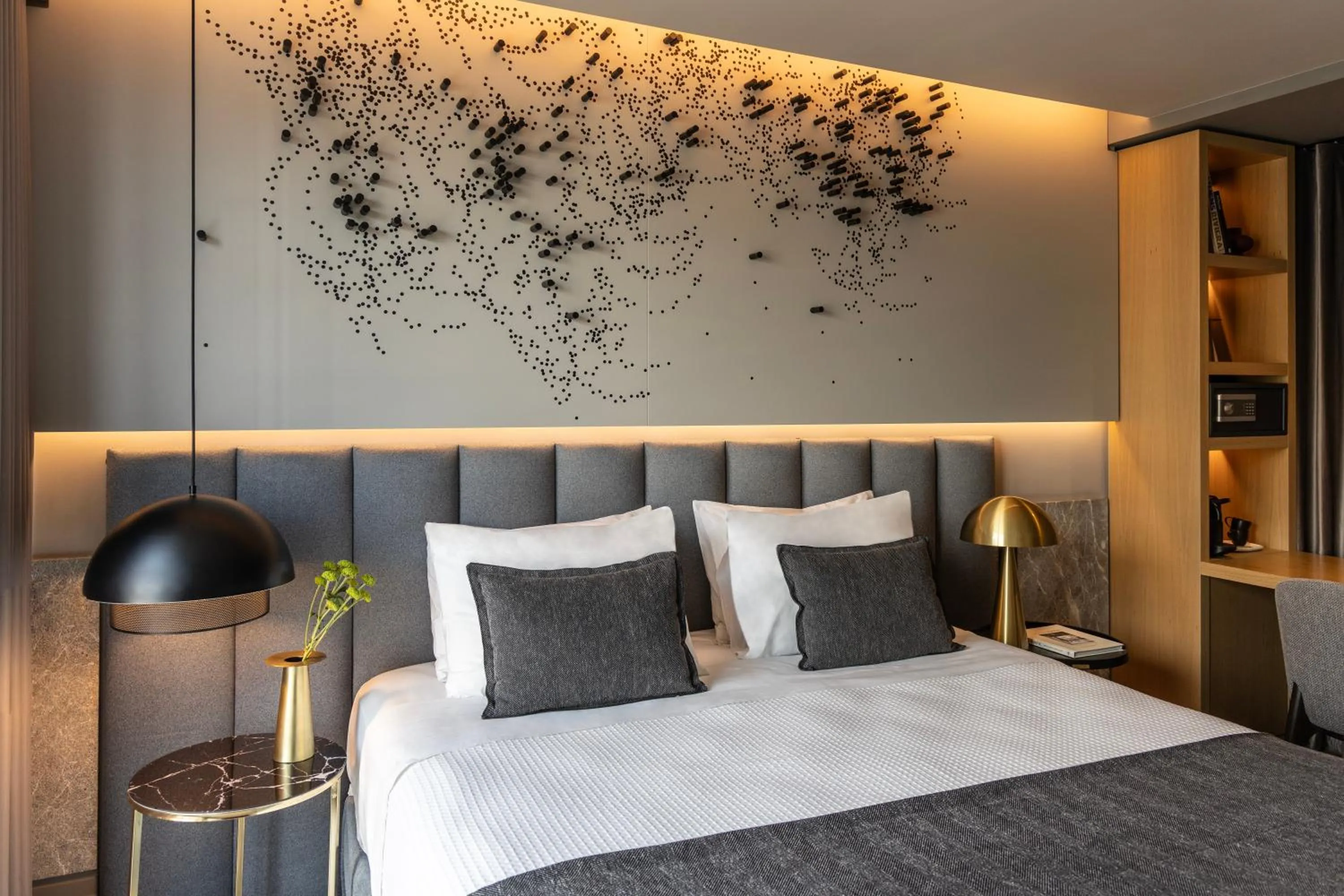 Bed in Heritage Hill Hotel