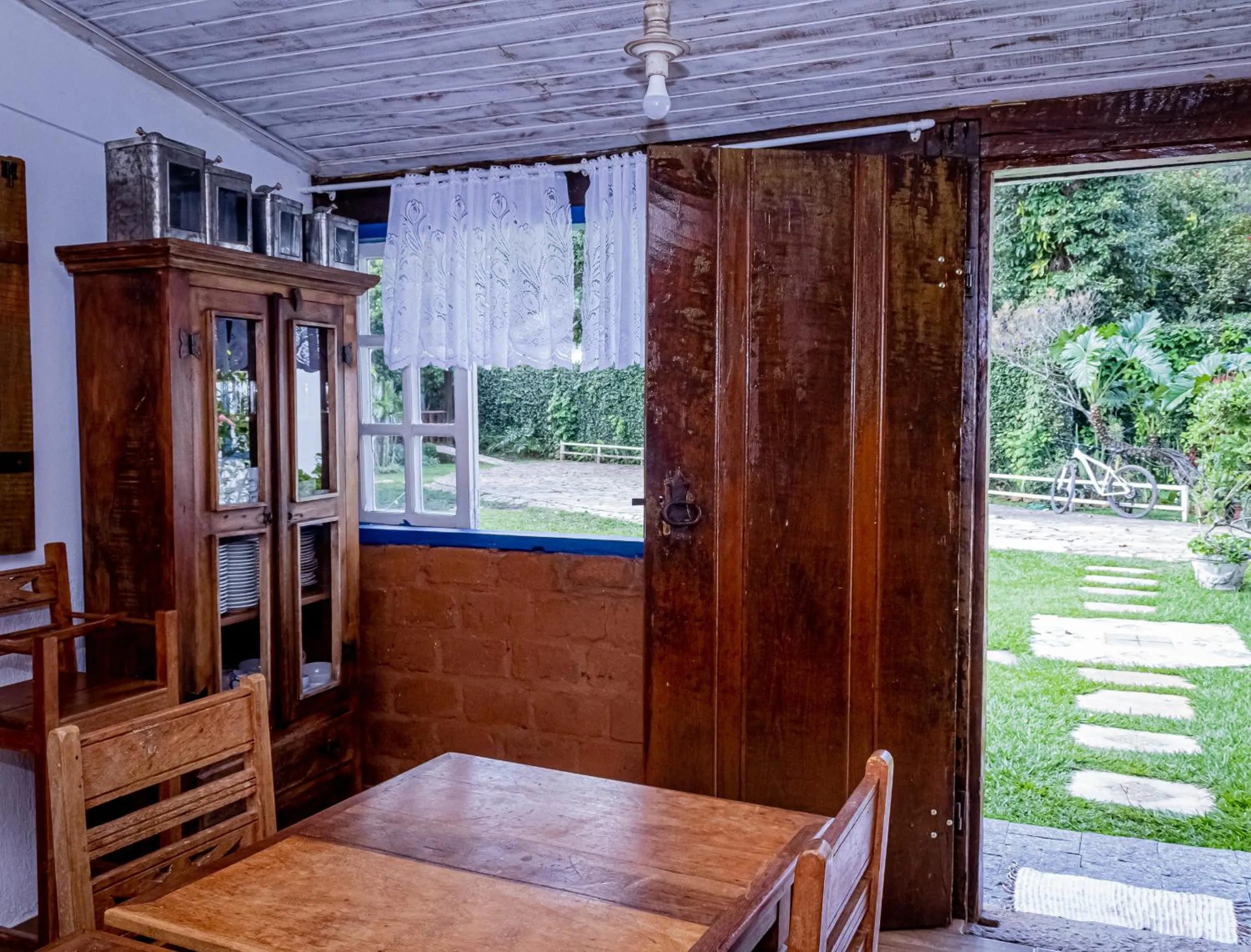 Garden in Casa de Violeta Pousada