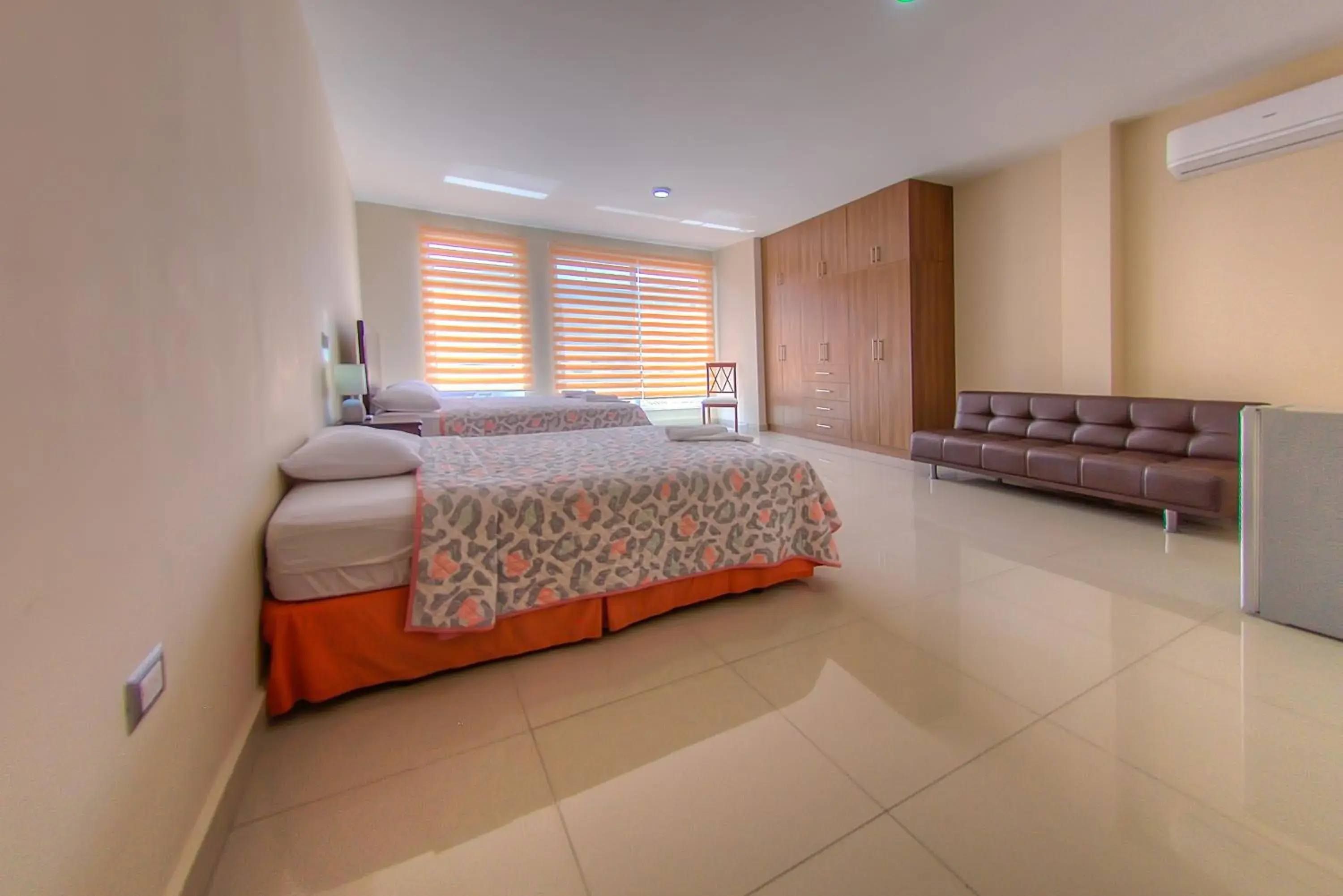 Deluxe King Suite in Galapagos Dreams Deluxe King Suite in Galapagos Dreams