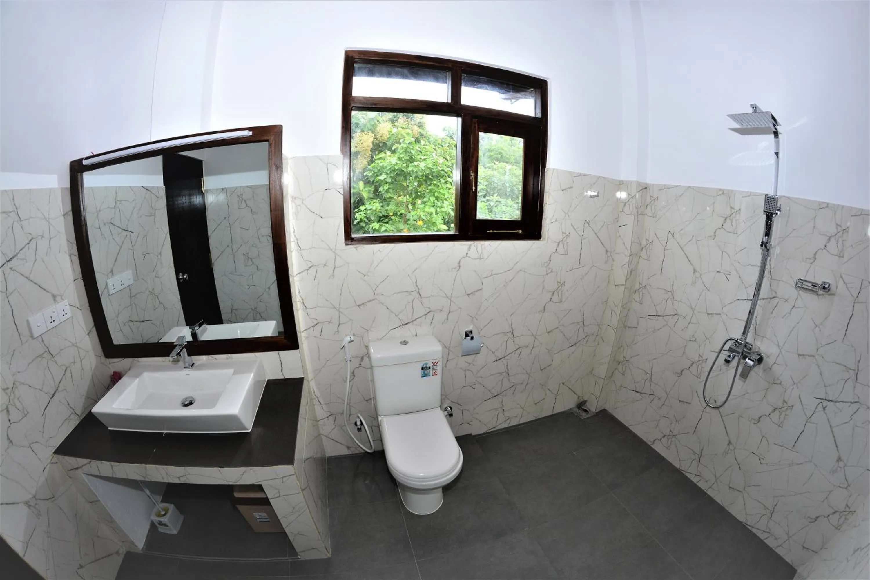 Bathroom in Ashansa Lagoon Resort