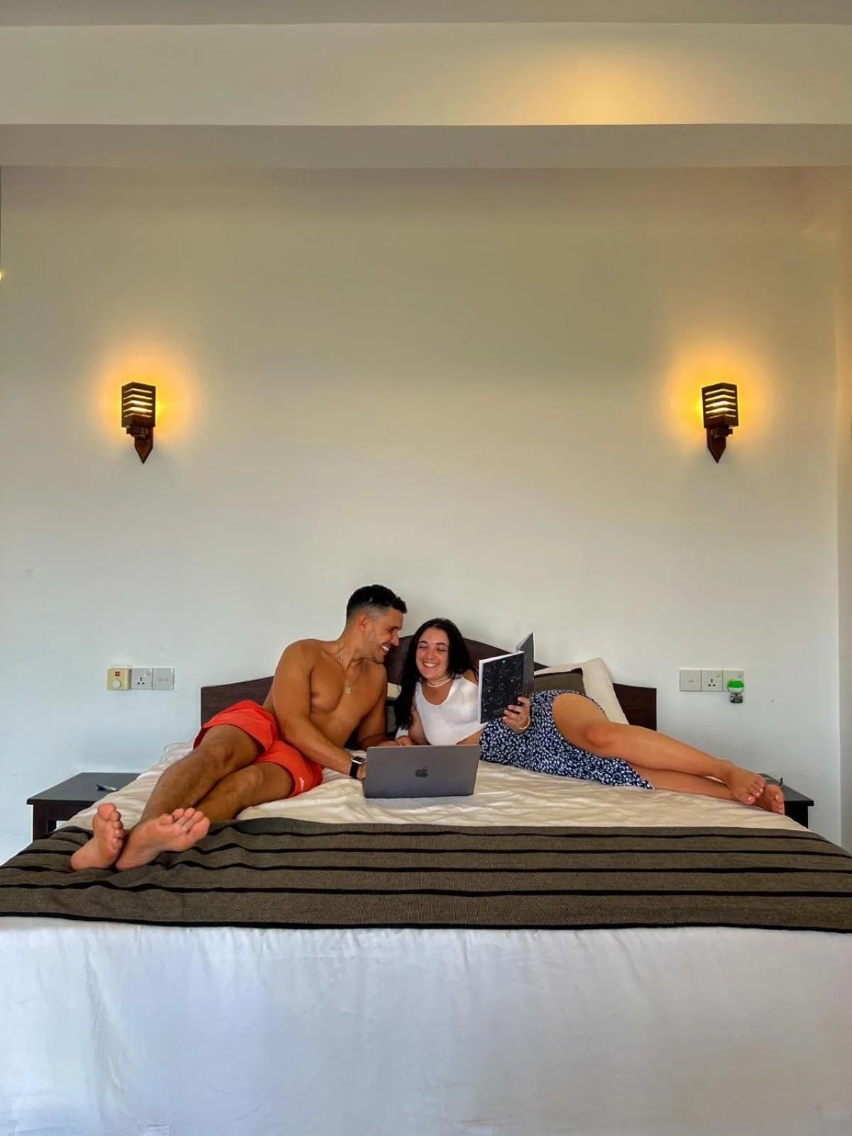 Bed in Ashansa Lagoon Resort