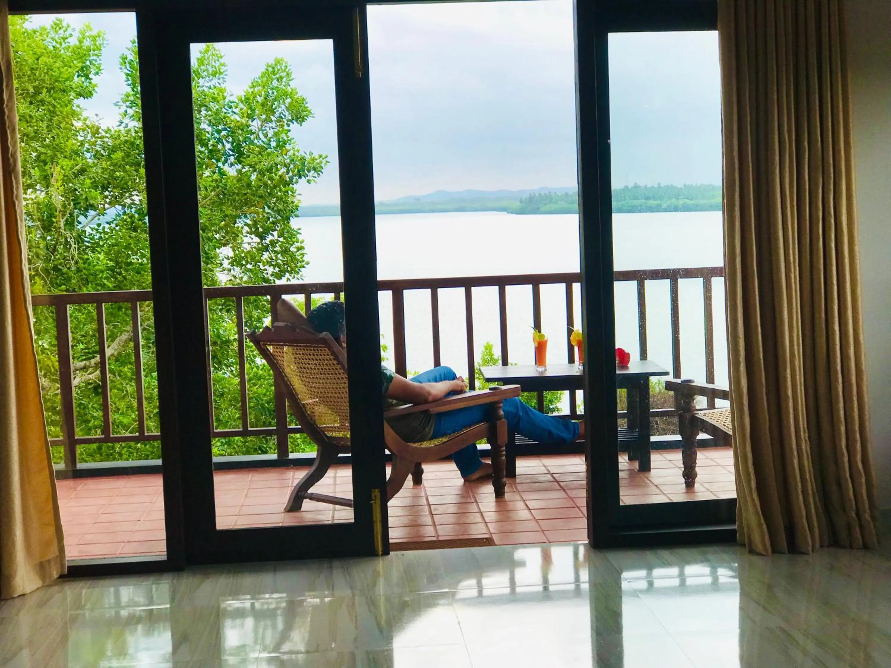 Ashansa Lagoon Resort