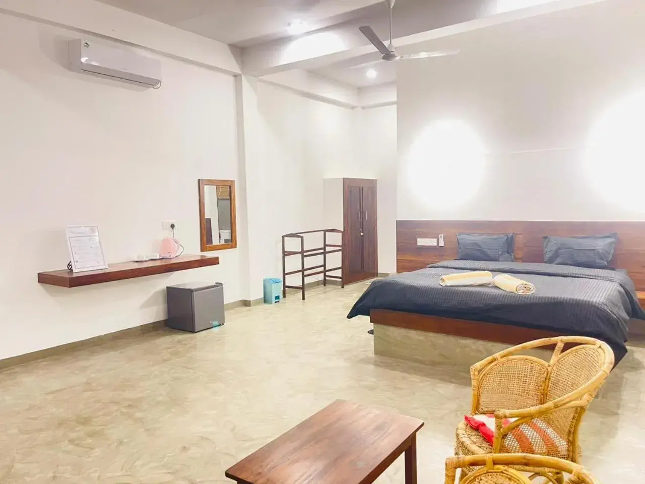 Double Room with Garden View in Ashansa Lagoon Resort Double Room with Garden View in Ashansa Lagoon Resort