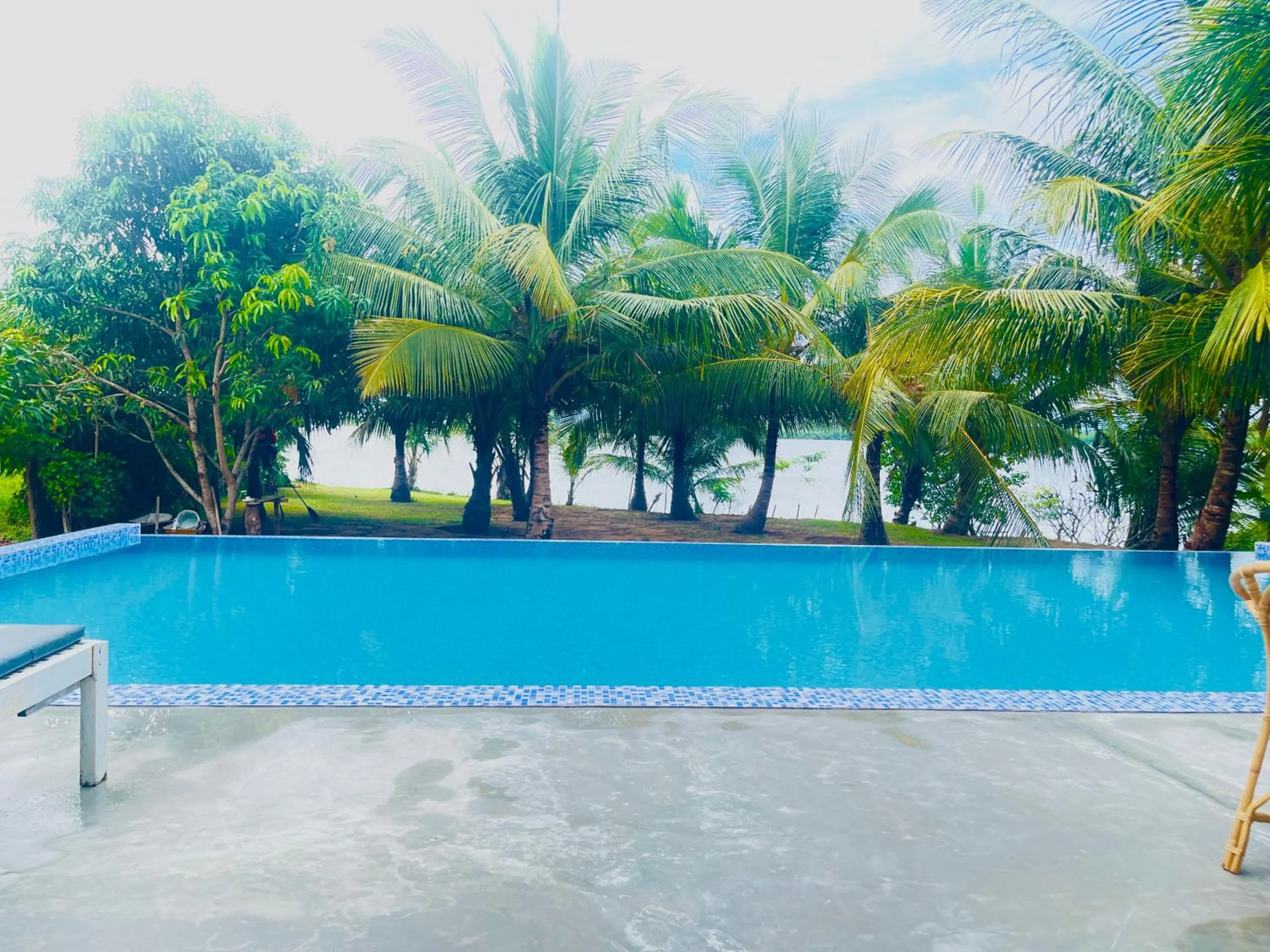 Ashansa Lagoon Resort