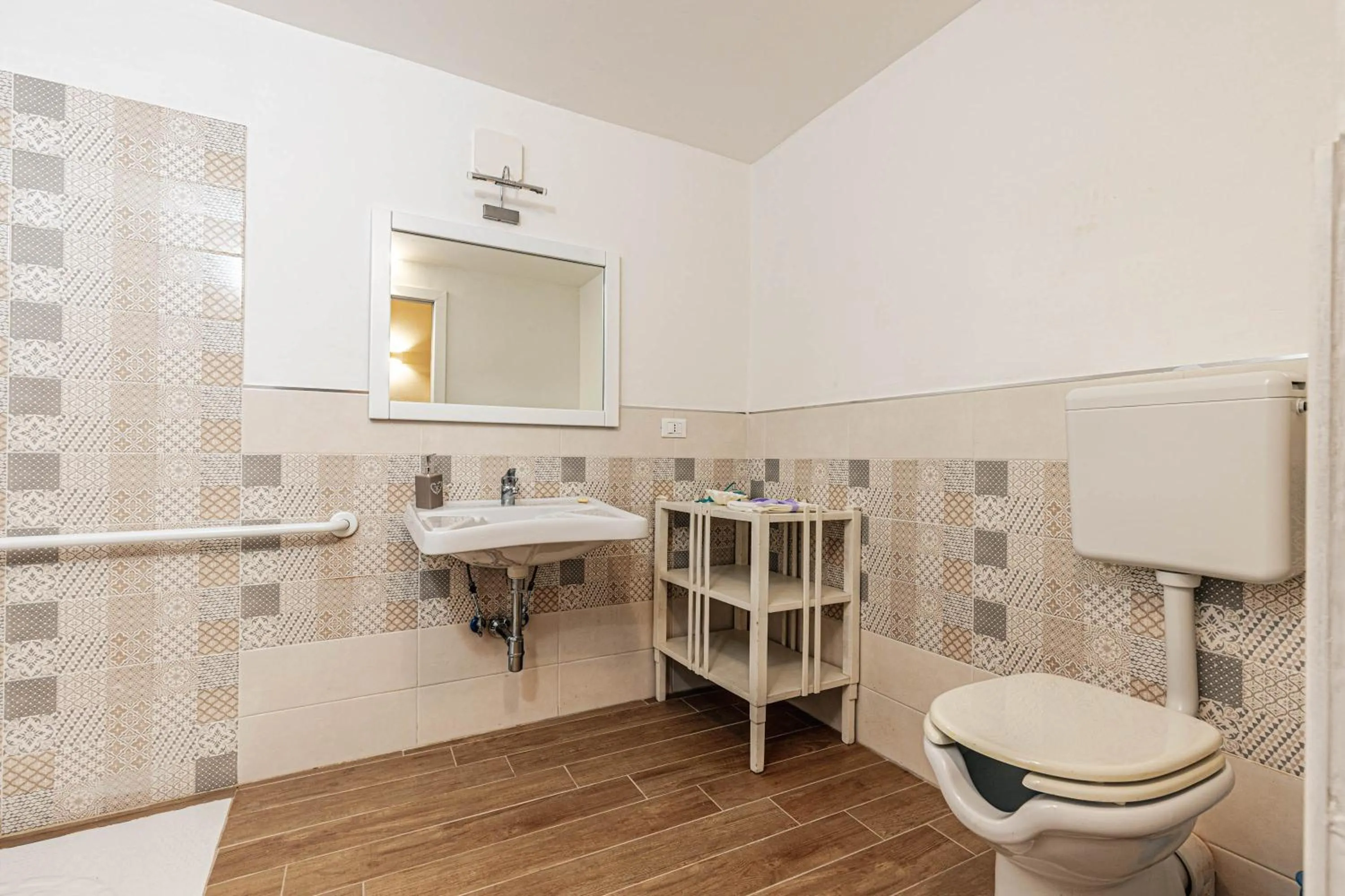 Bathroom in Giulio Cesare 14, Residence
