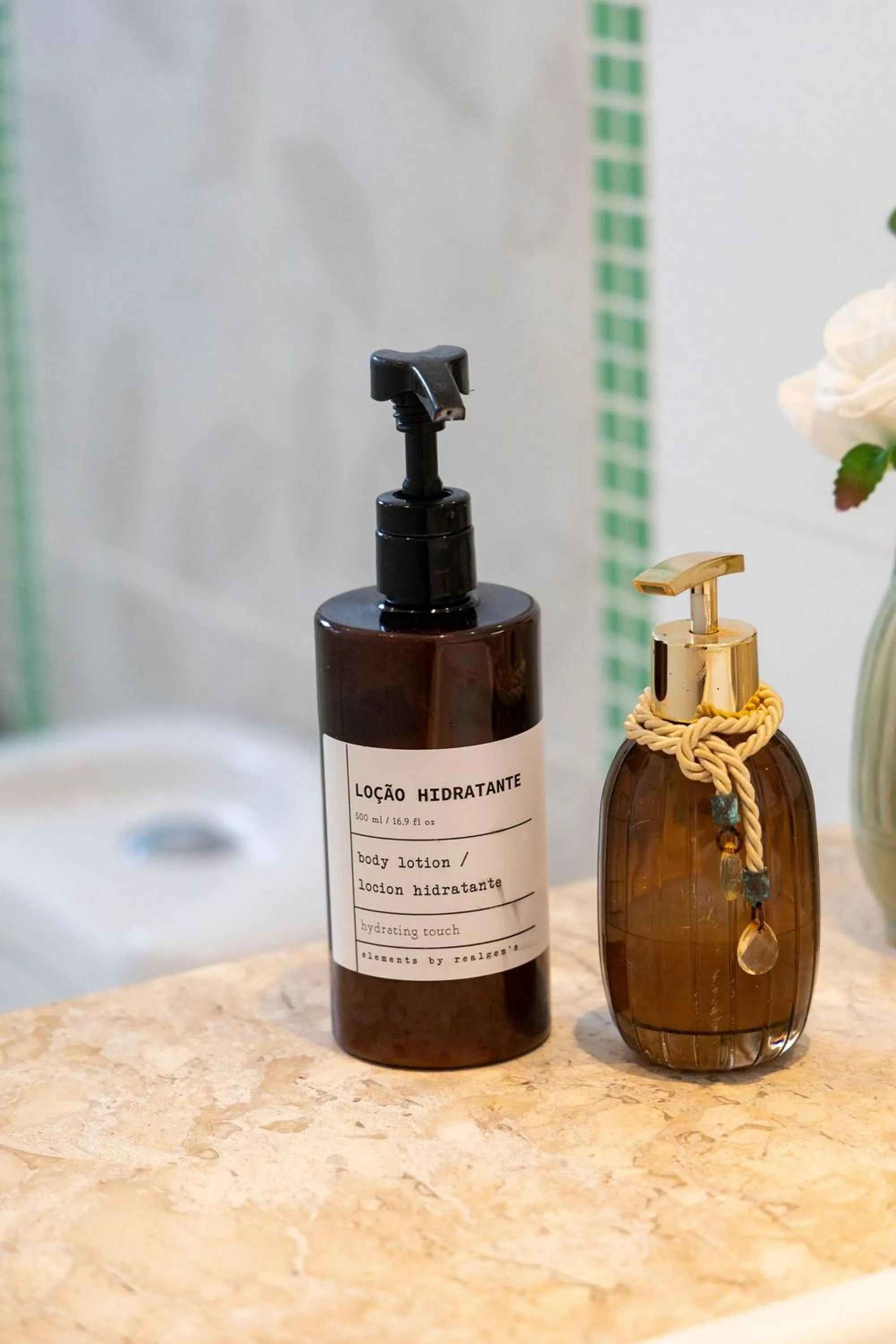 Bathroom in Hospedaria Refugio das Galés