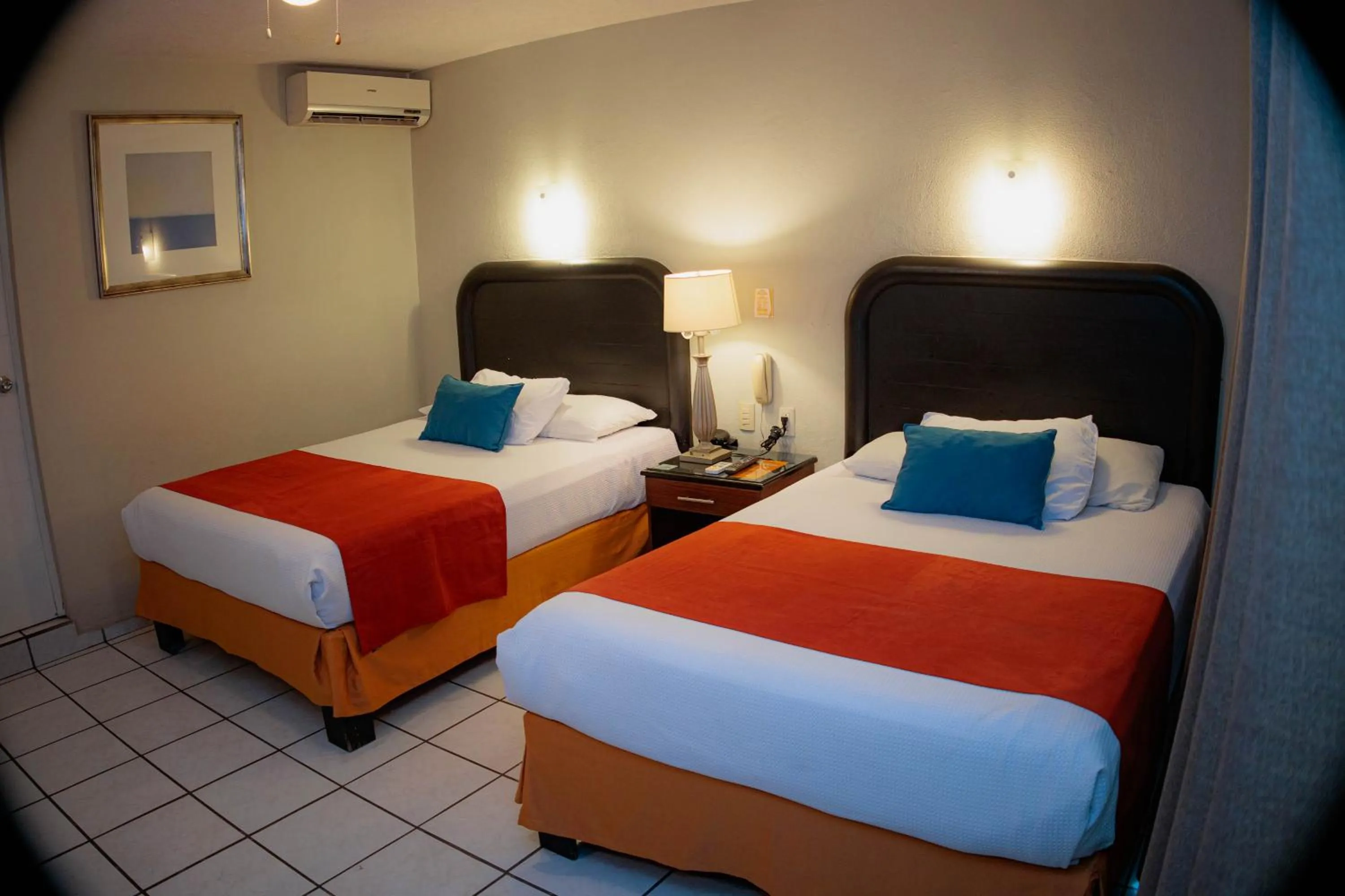 Photo of the whole room in Howard Johnson by Wyndham Guanajuato Leon Avenida