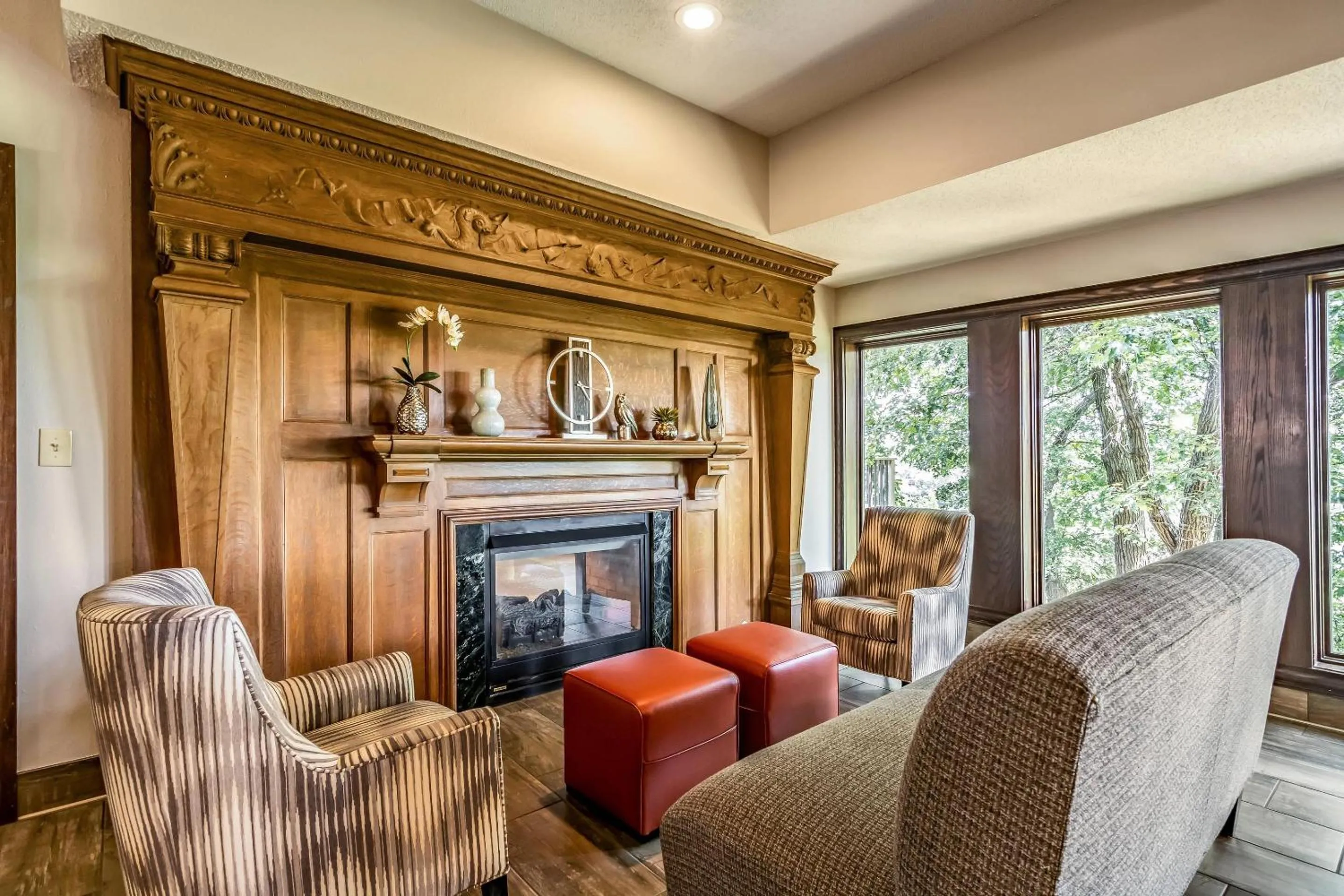 Breakfast in Riverview Inn & Suites, an Ascend Collection Hotel