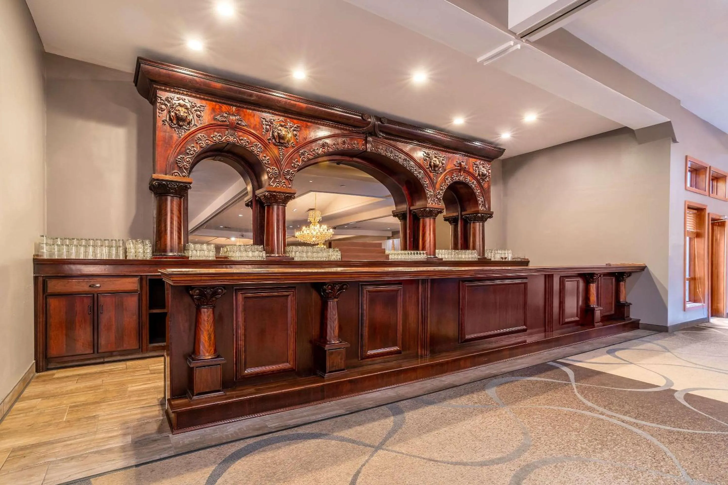 Restaurant/places to eat in Riverview Inn & Suites, an Ascend Collection Hotel