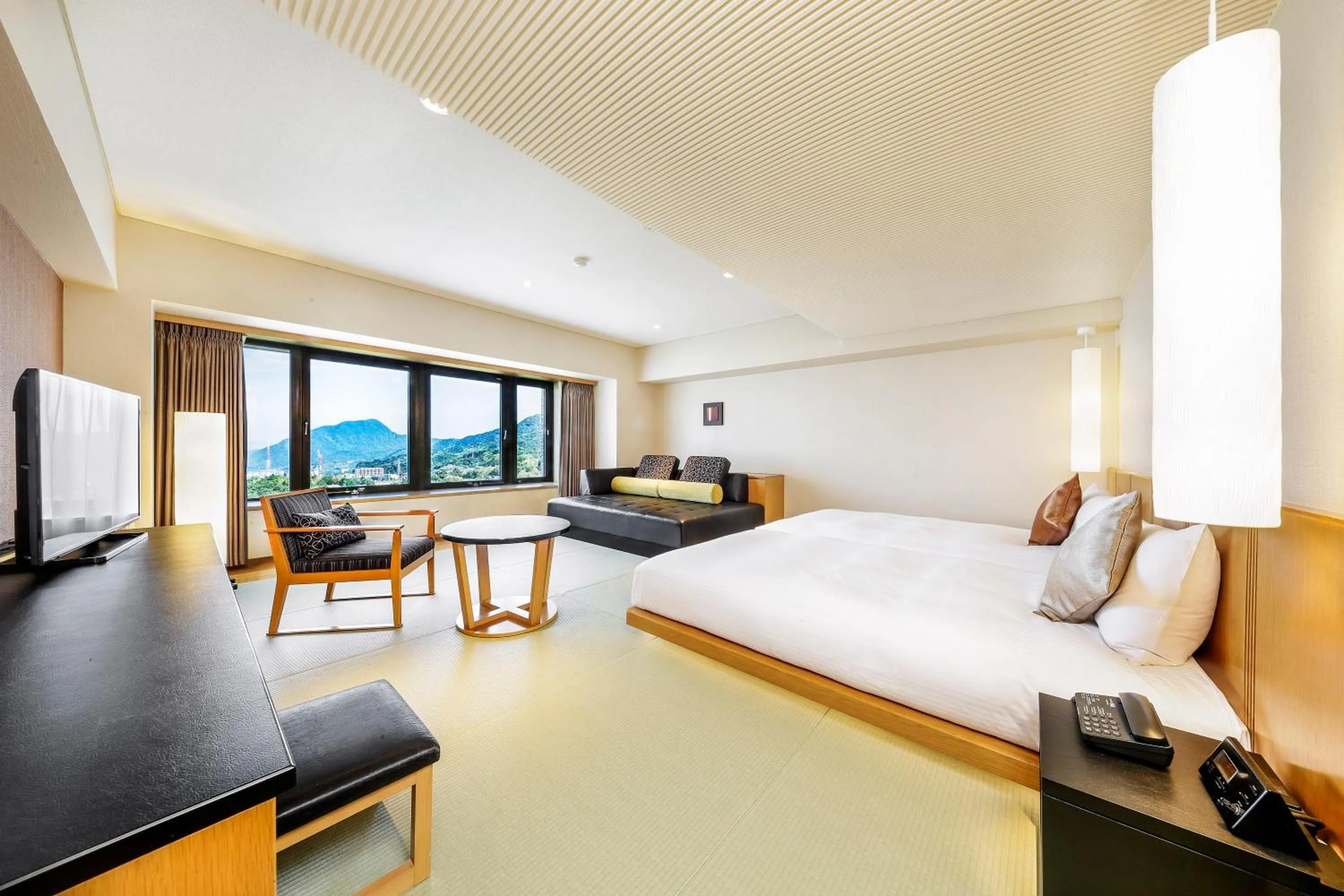 Photo of the whole room, Bed in Resorpia Beppu