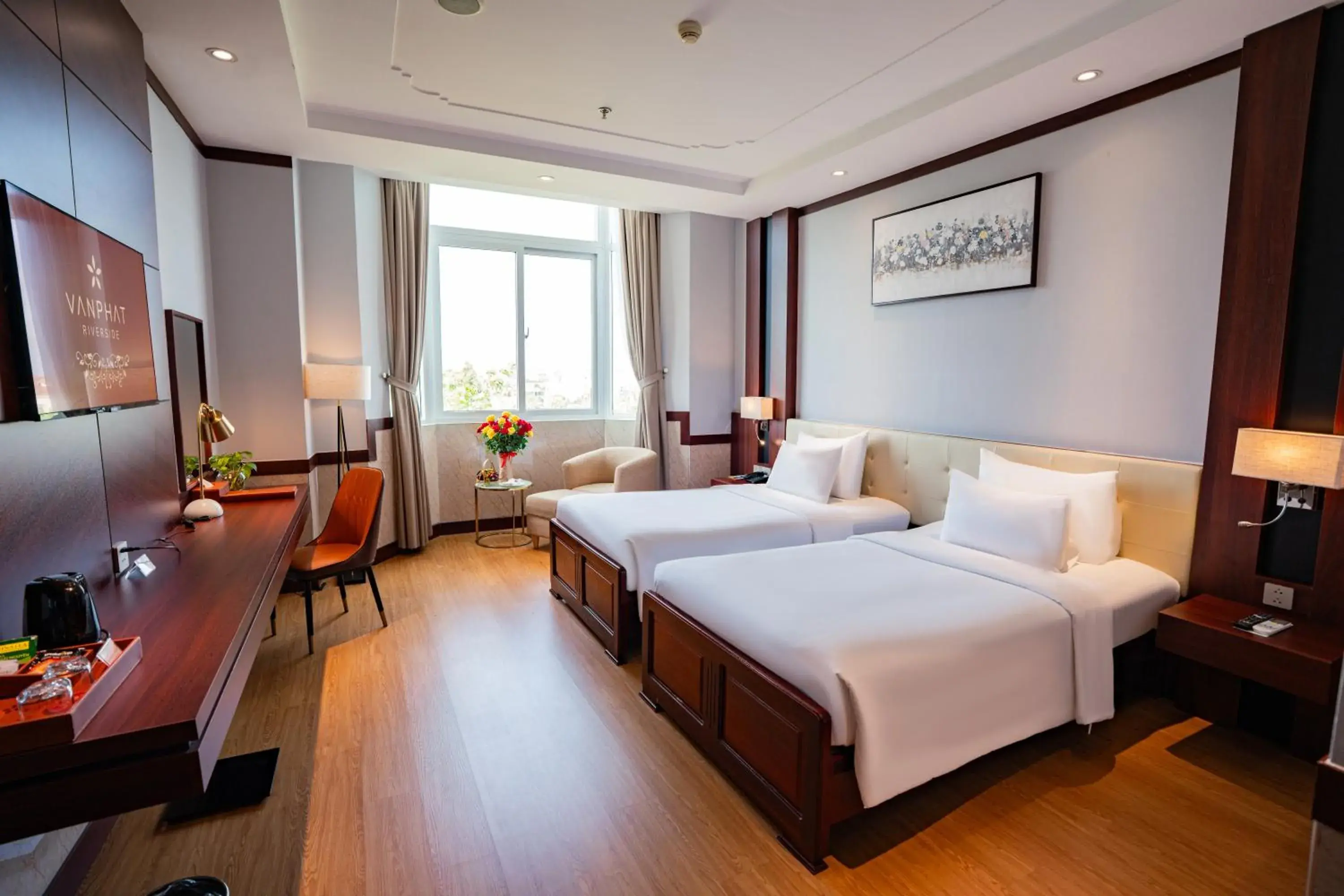 Superior Twin Room with City View in Van Phat Riverside Hotel Superior Twin Room with City View in Van Phat Riverside Hotel