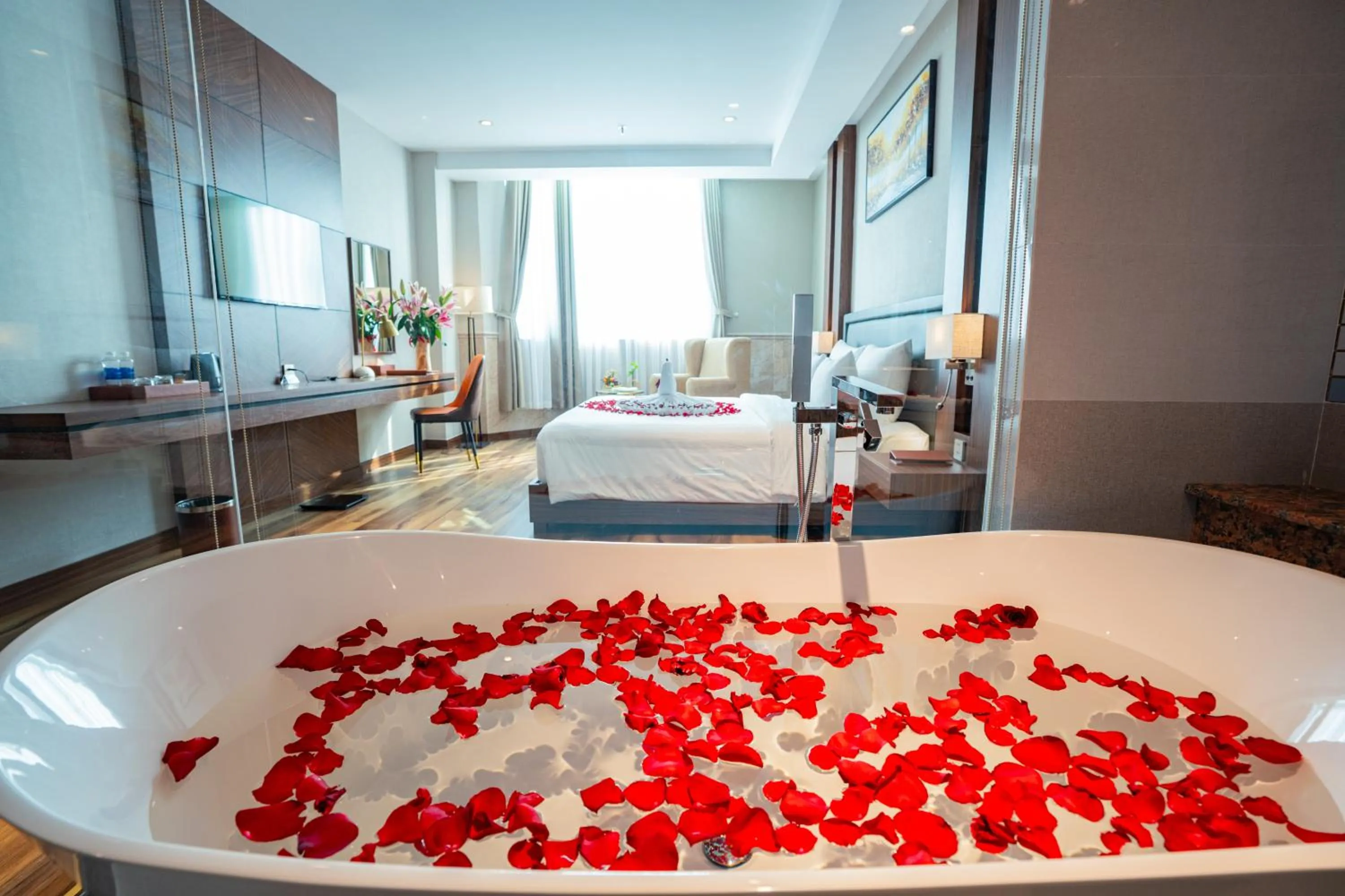 Bed in Van Phat Riverside Hotel