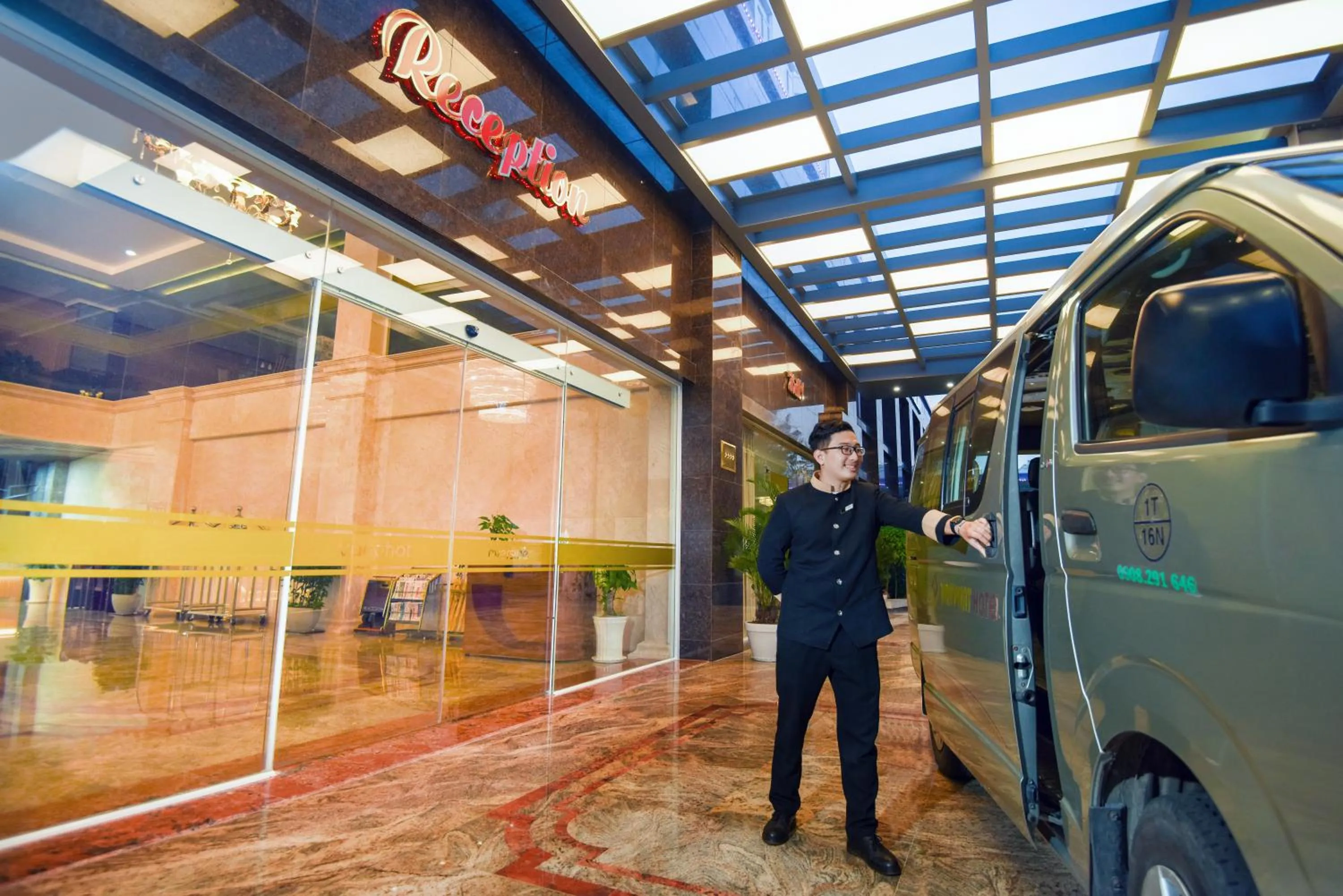 People in Van Phat Riverside Hotel