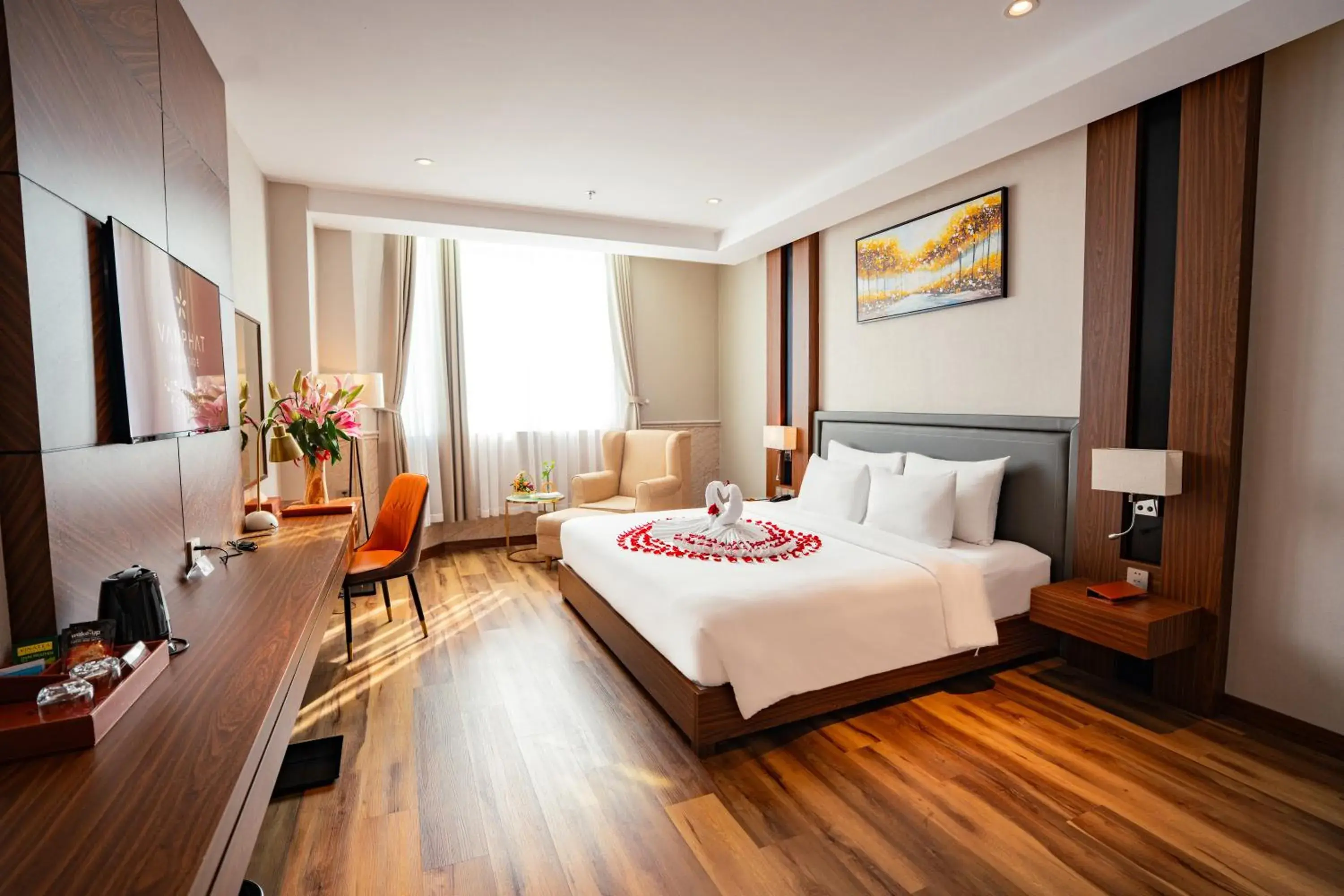 Junior Suite with City and River View in Van Phat Riverside Hotel Junior Suite with City and River View in Van Phat Riverside Hotel