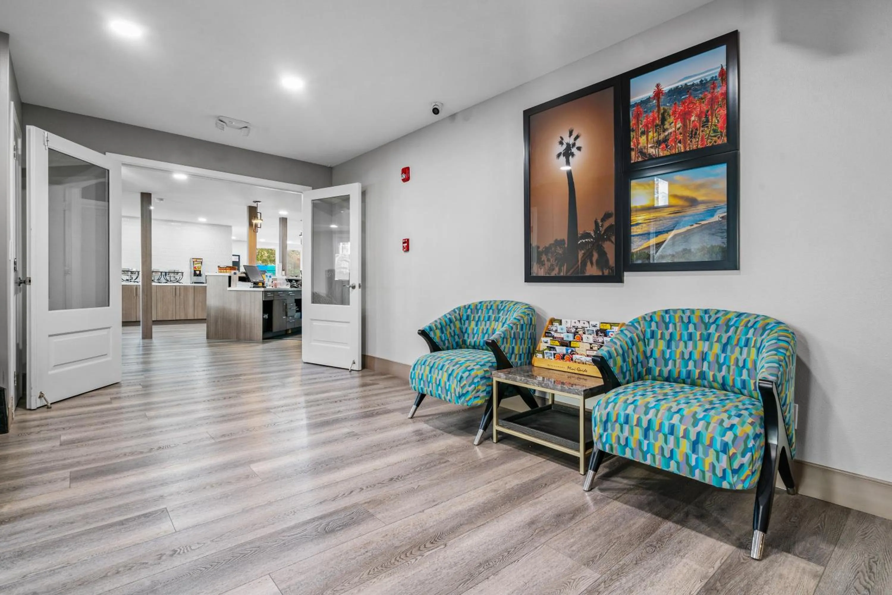 Lobby or reception in Avania Inn of Santa Barbara