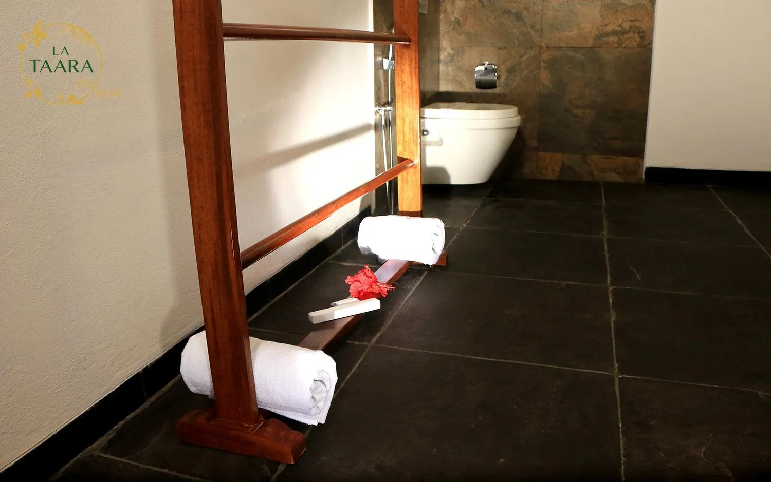 La Taara - Feel Home