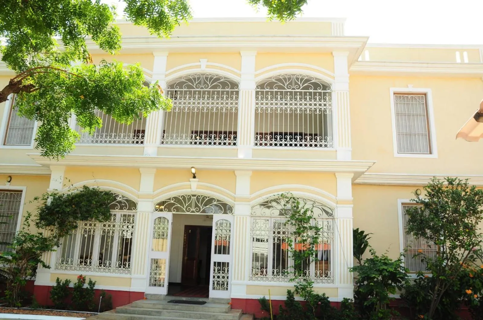 La Taara - Feel Home