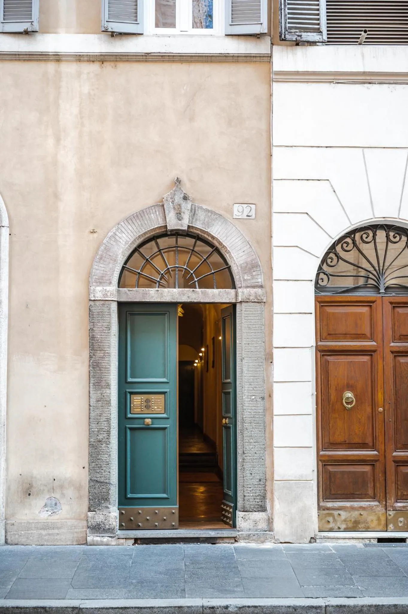 Facade/entrance in EBL LUXURY HOME