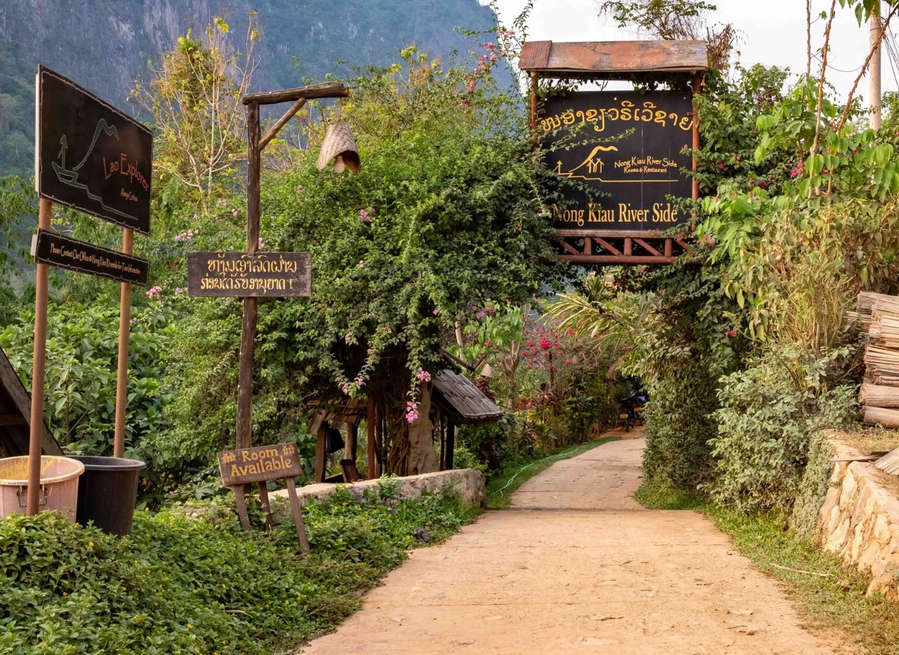 Nong Kiau Riverside